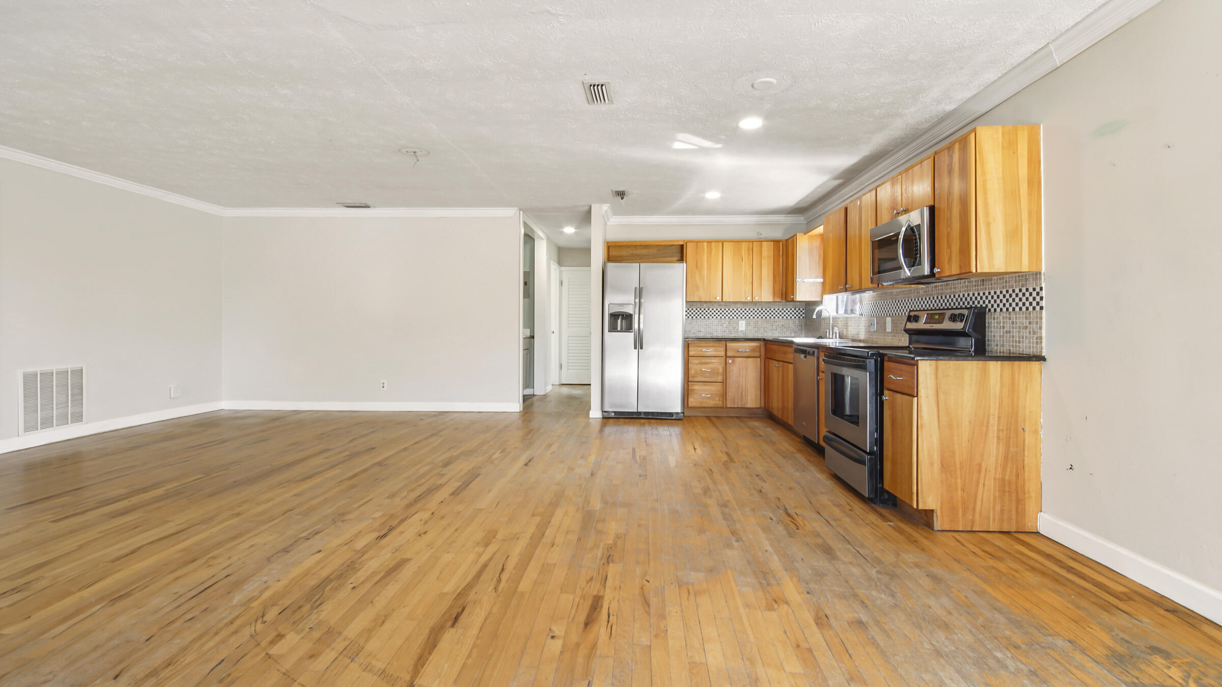 NO RECORDED SUBDIVISION - Residential