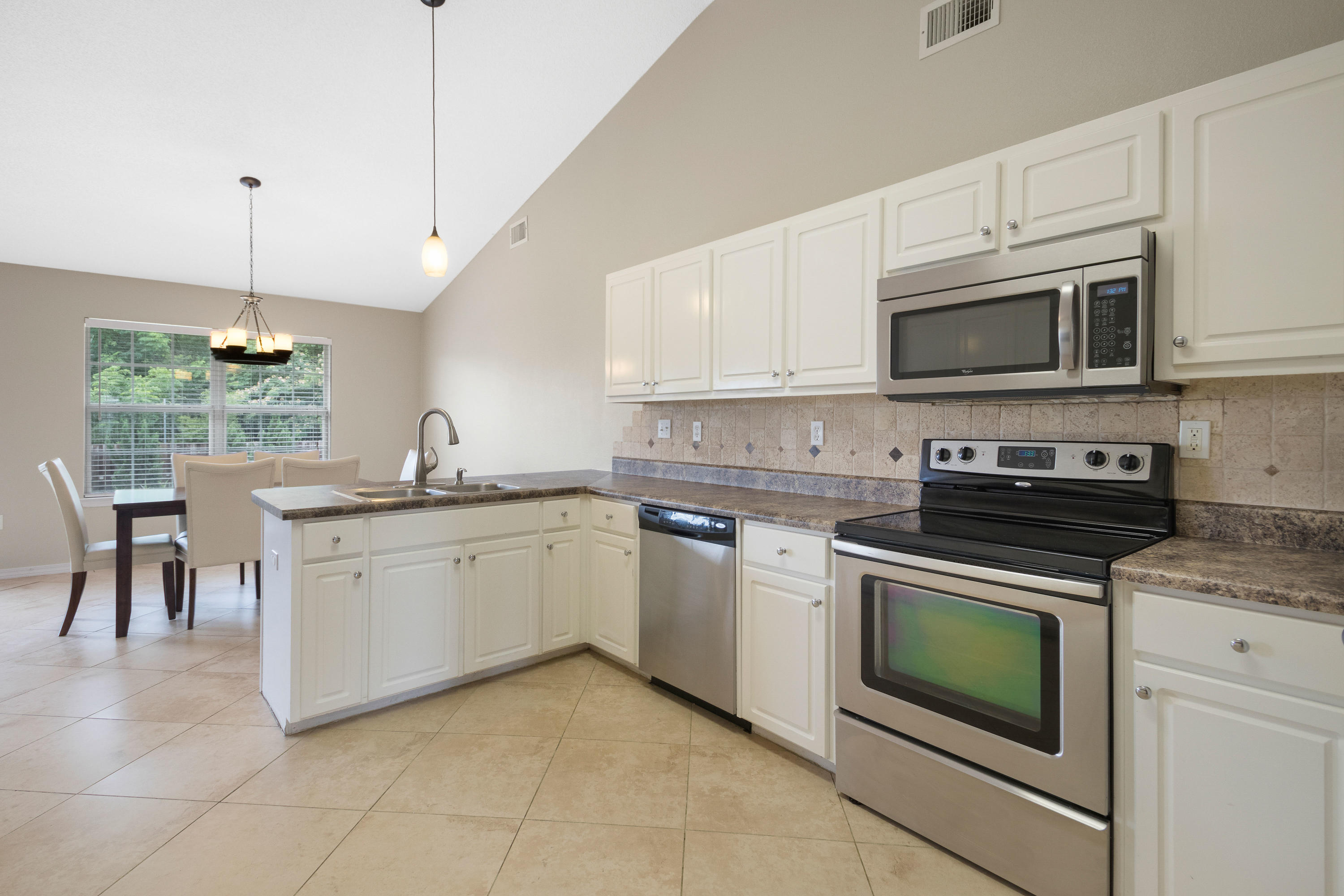 LEE FARMS PH I - Residential