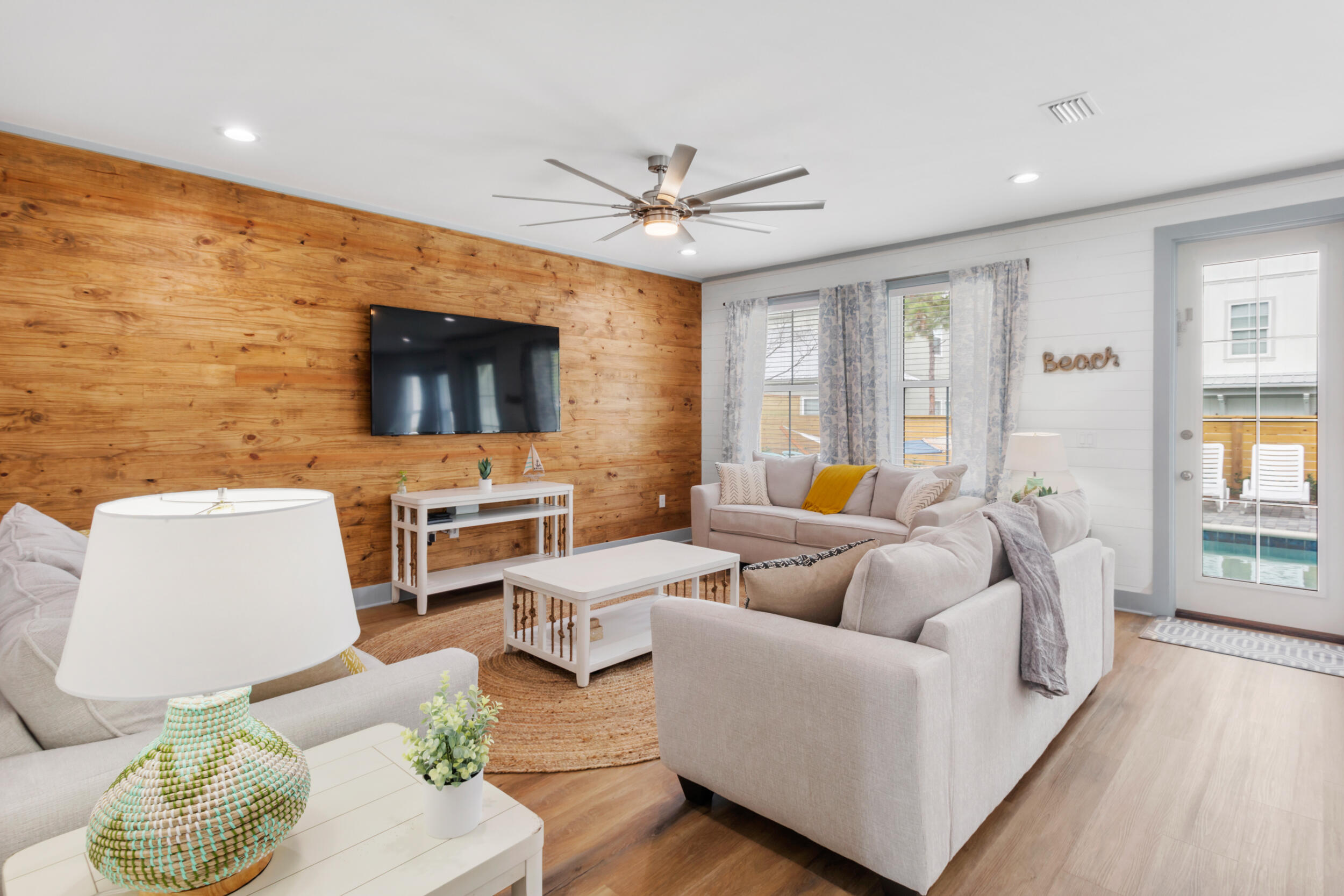 FRANGISTA BEACH 2ND ADDN - Residential