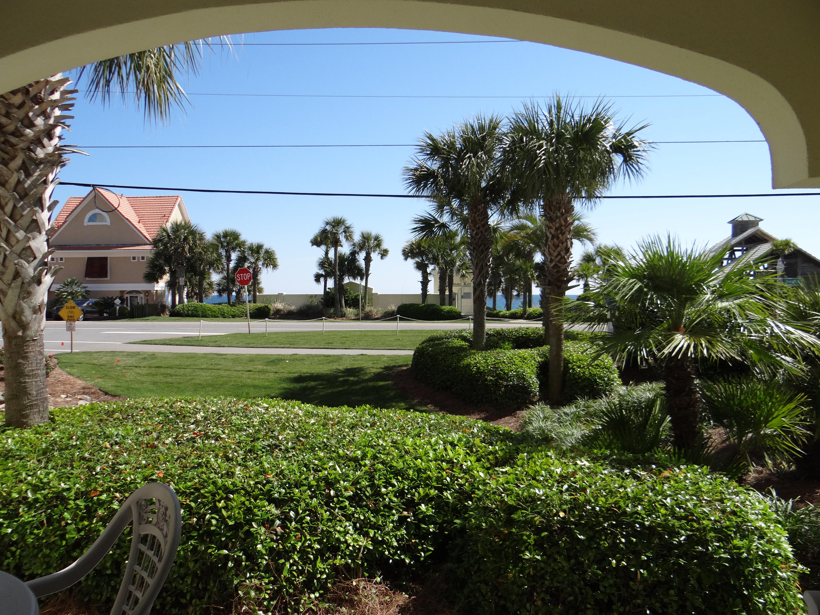 LEEWARD KEY - Residential