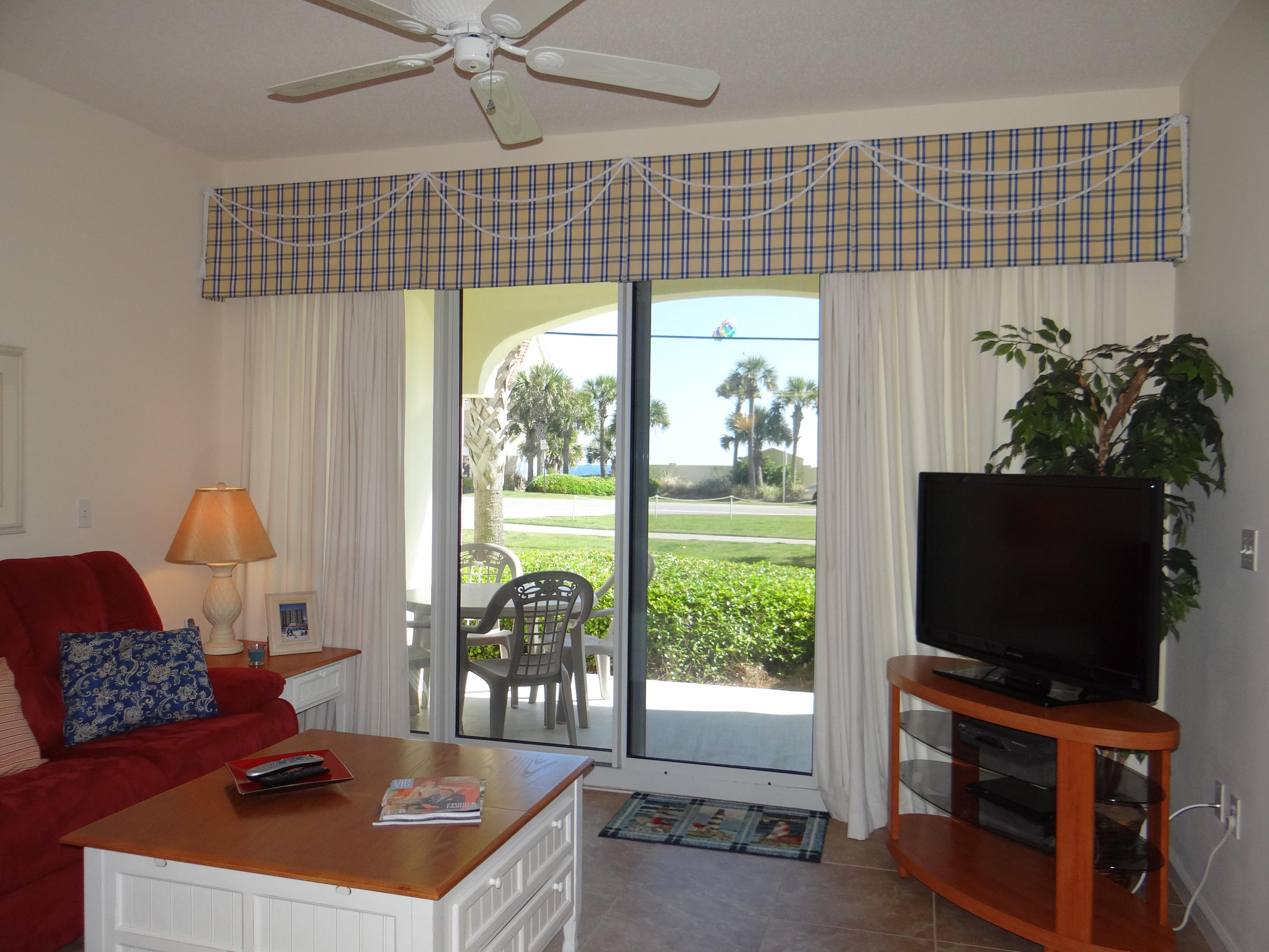 LEEWARD KEY - Residential