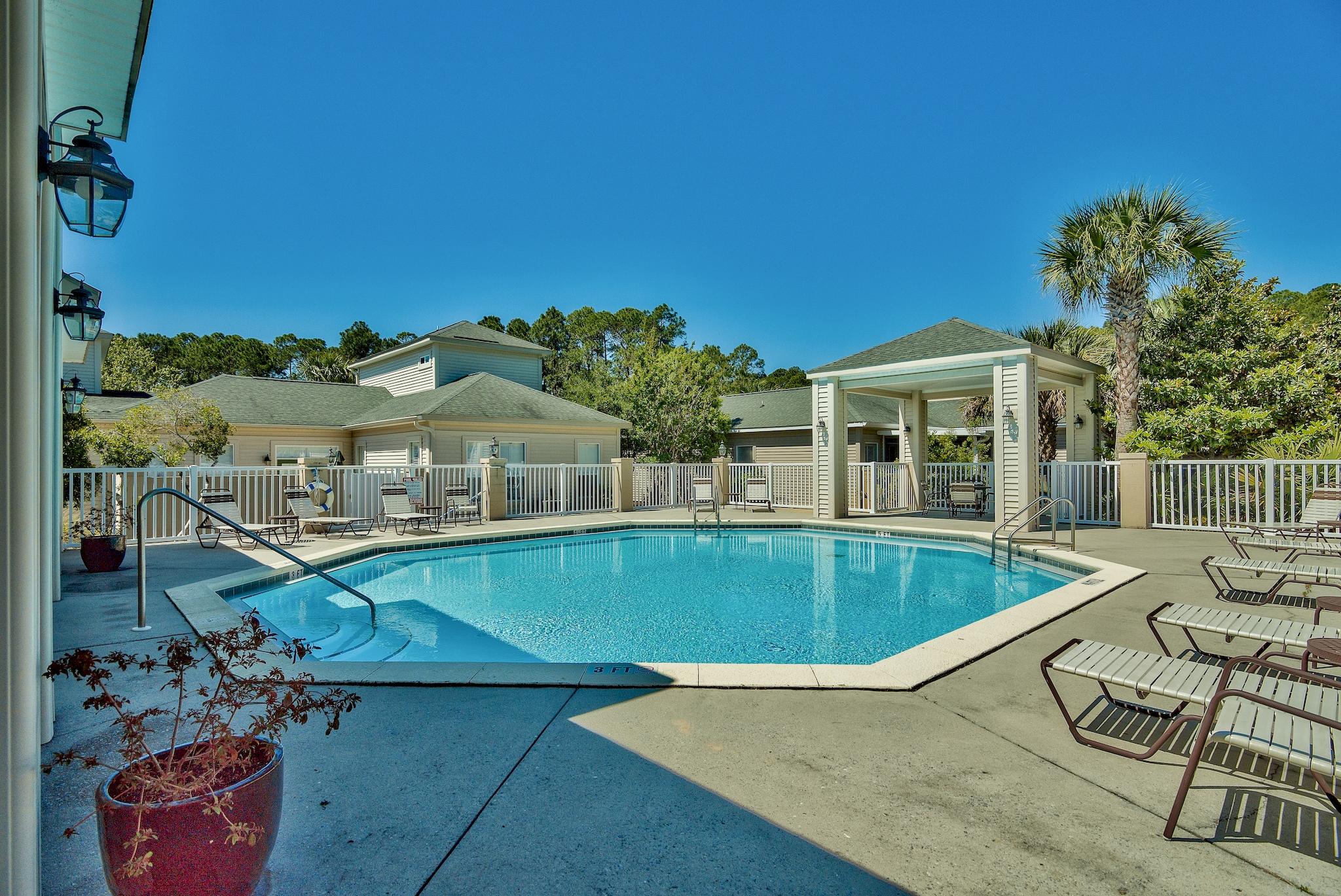 COURTYARDS OF SANTA ROSA BEACH - Residential