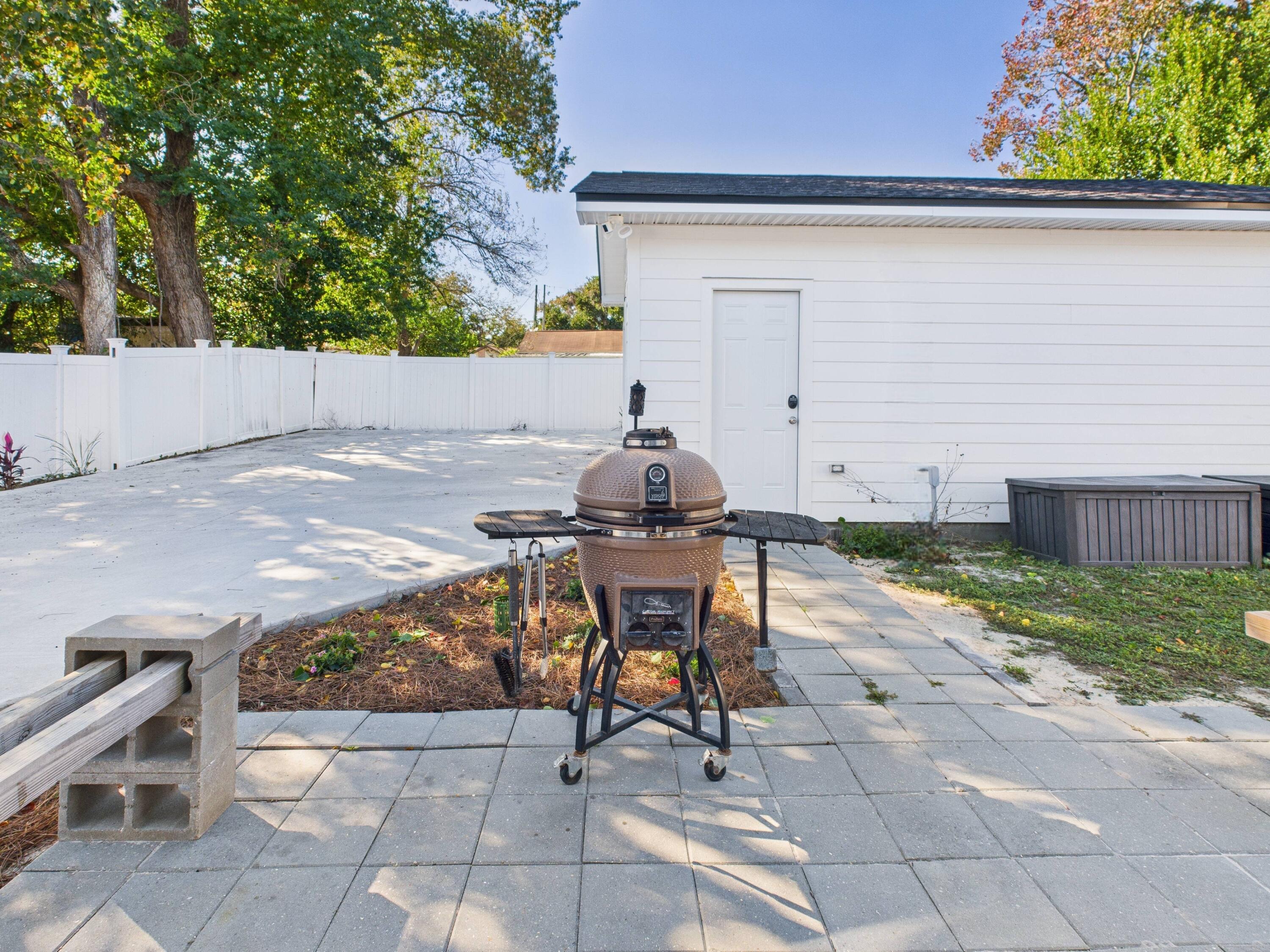 OAKLAND ADDN - Residential Lease