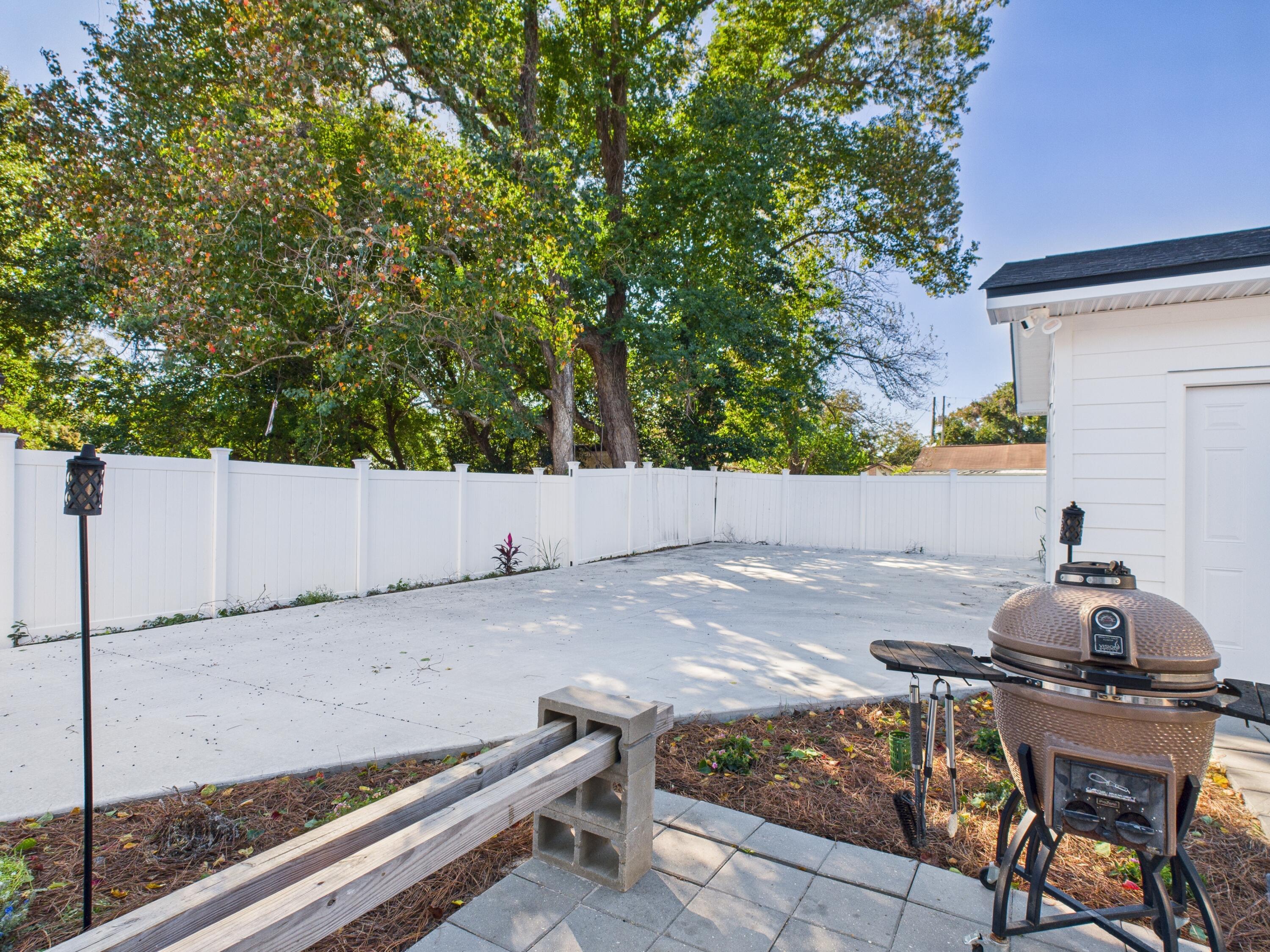 OAKLAND ADDN - Residential Lease