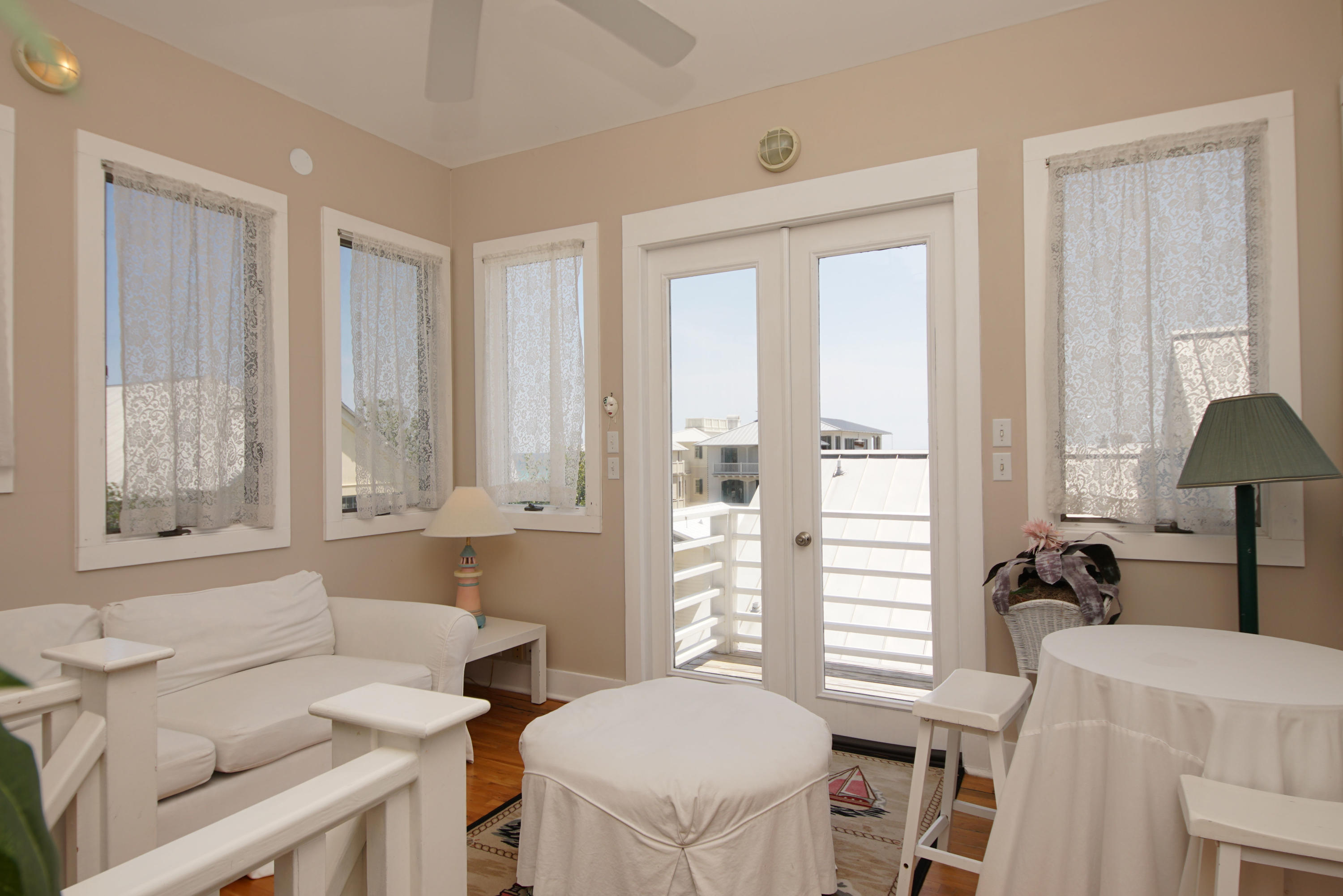 SEASIDE 05 - Residential