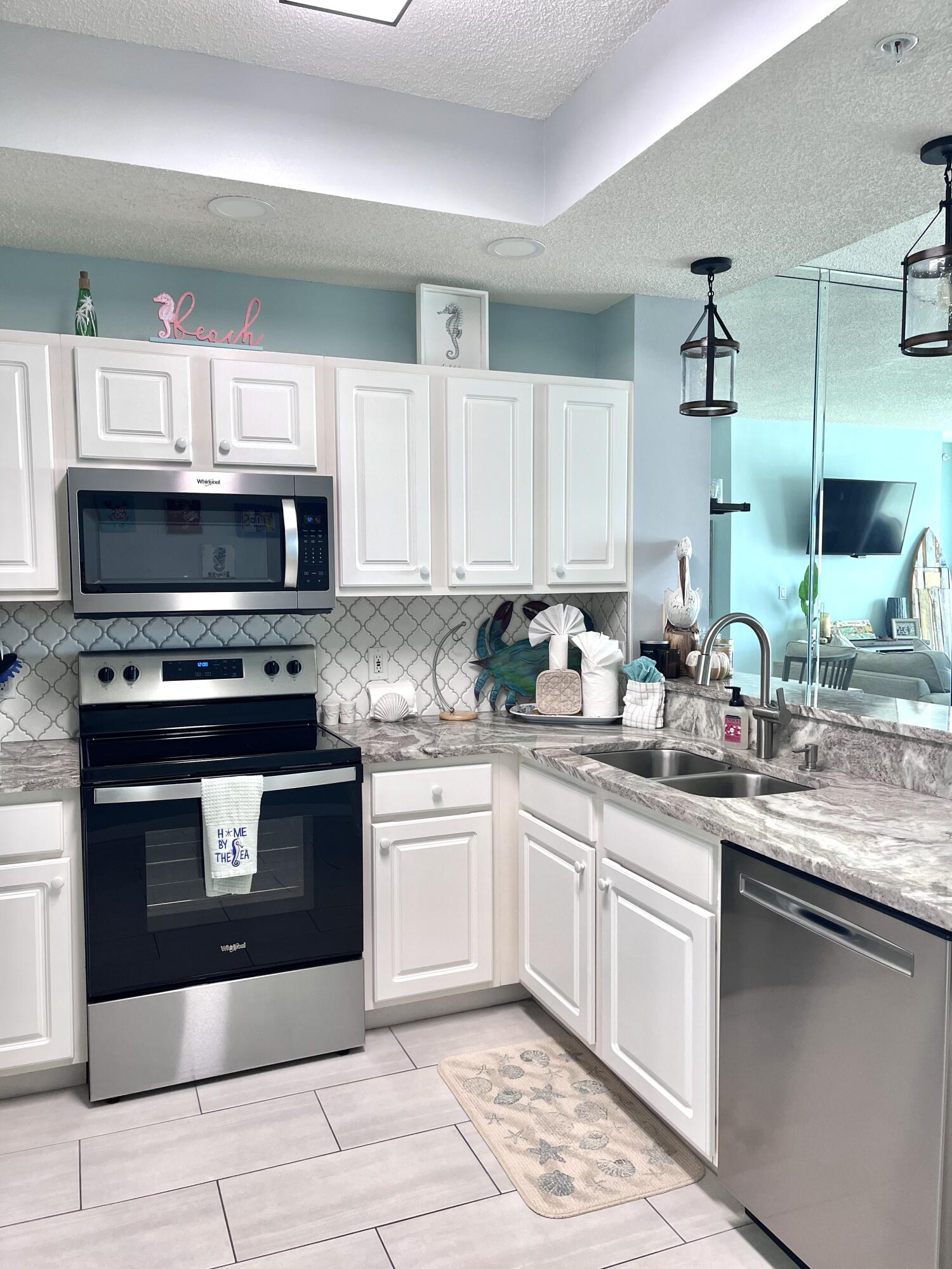 GULF DUNES CONDO PH 2 - Residential