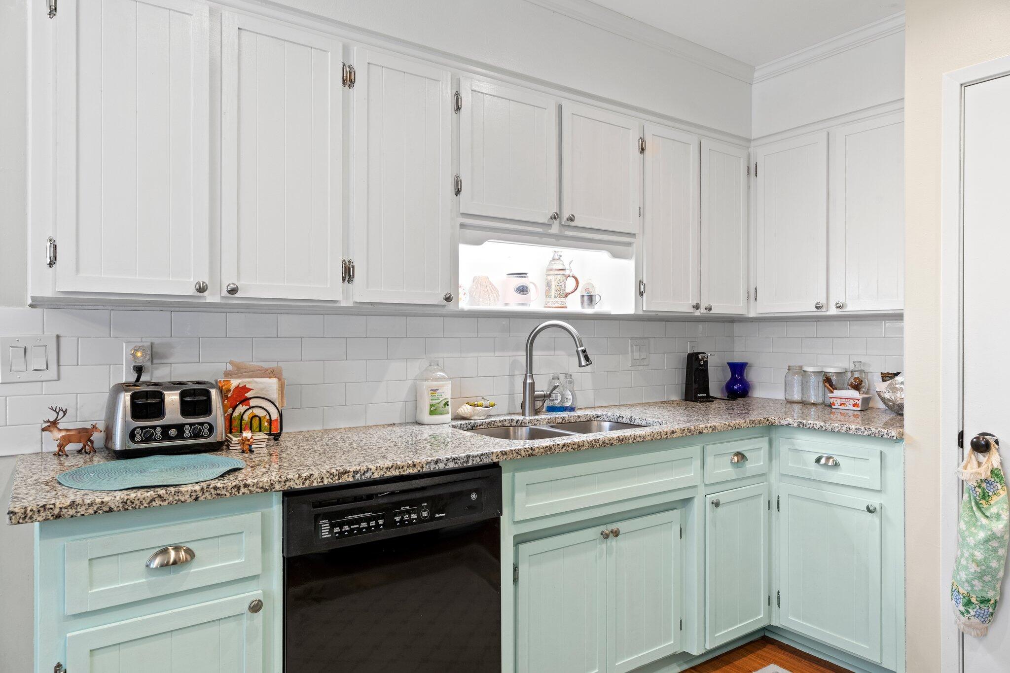 BLUEWATER BAY VILLAGE 1B - Residential