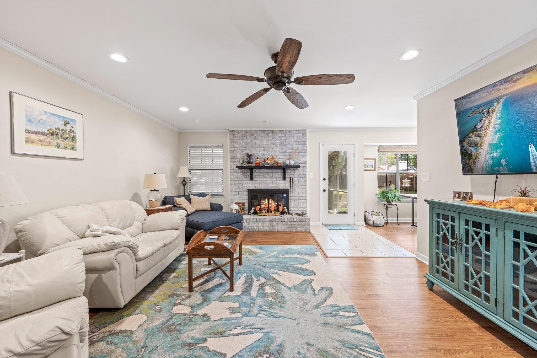 BLUEWATER BAY VILLAGE 1B - Residential