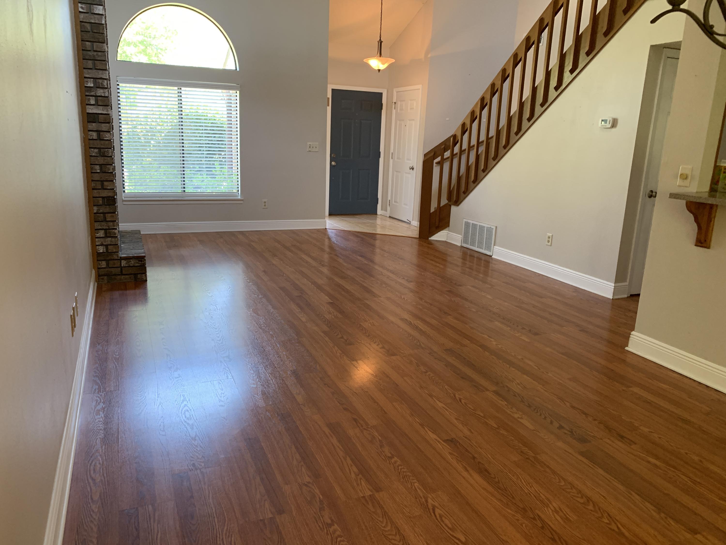 VALP PINECREST 1 - Residential Lease