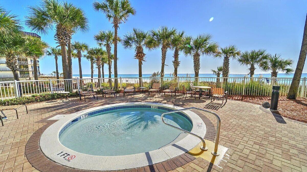 GRAND PANAMA BEACH RESORTS - Residential