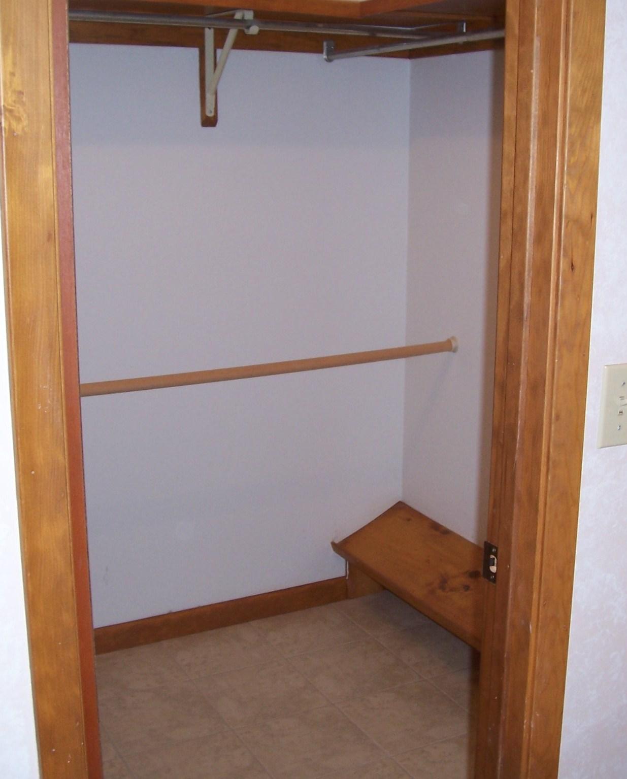 CEDAR RIDGE PH 3 - Residential Lease