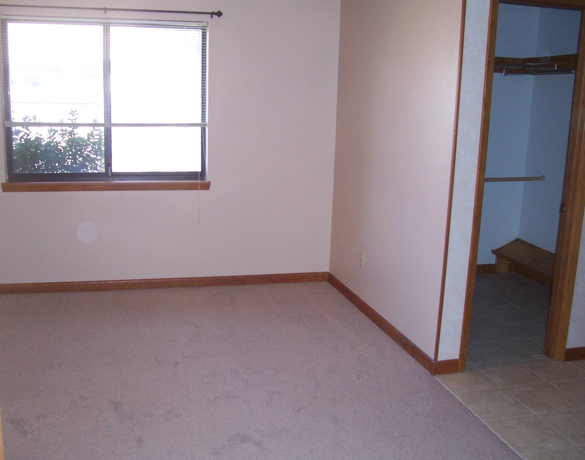 CEDAR RIDGE PH 3 - Residential Lease