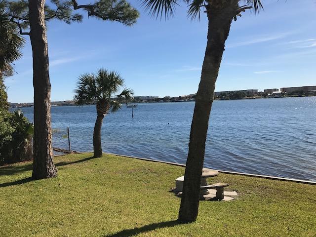 CASA DEL MAR - Residential