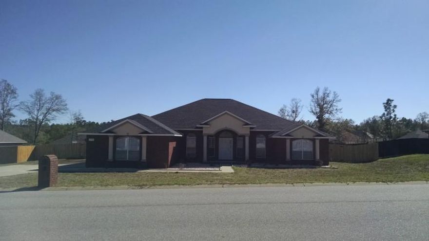 House being sold in AS-IS condition with cash allowances at closing for cosmetic upgrades and additional allowance to assist with buyer's closing costs. This quiet family neighborhood is located 5 minutes from Baker school, 30 minutes from 7th SFG(A) and Duke Field, and 45 minutes from Eglin AFB and multiple beaches. Close to Blackwater River if you enjoy kayaking, fishing, camping, or other outdoor activities. Not moving yet, seller can rent through June.