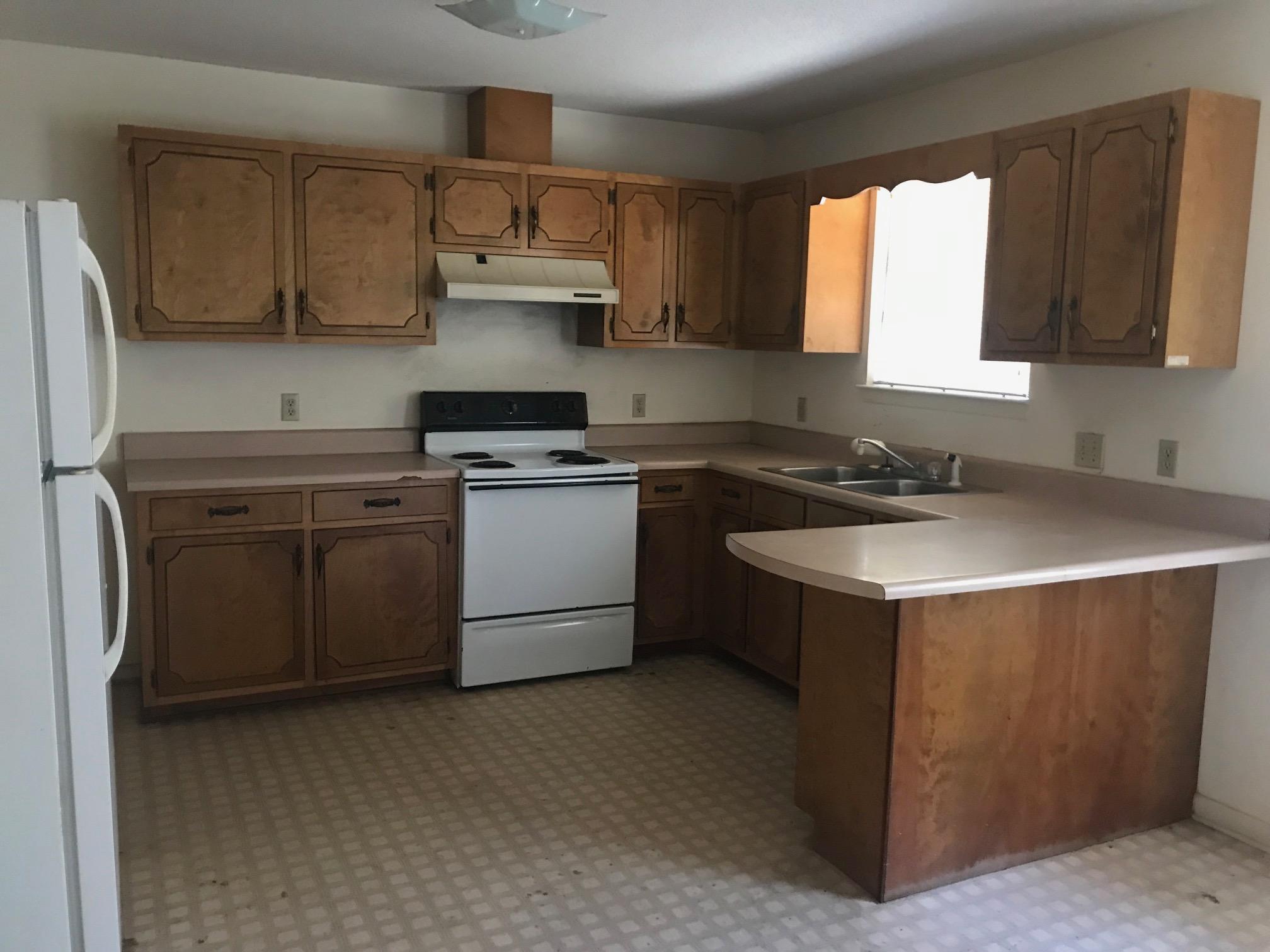 NO RECORDED SUBDIVISION - Residential