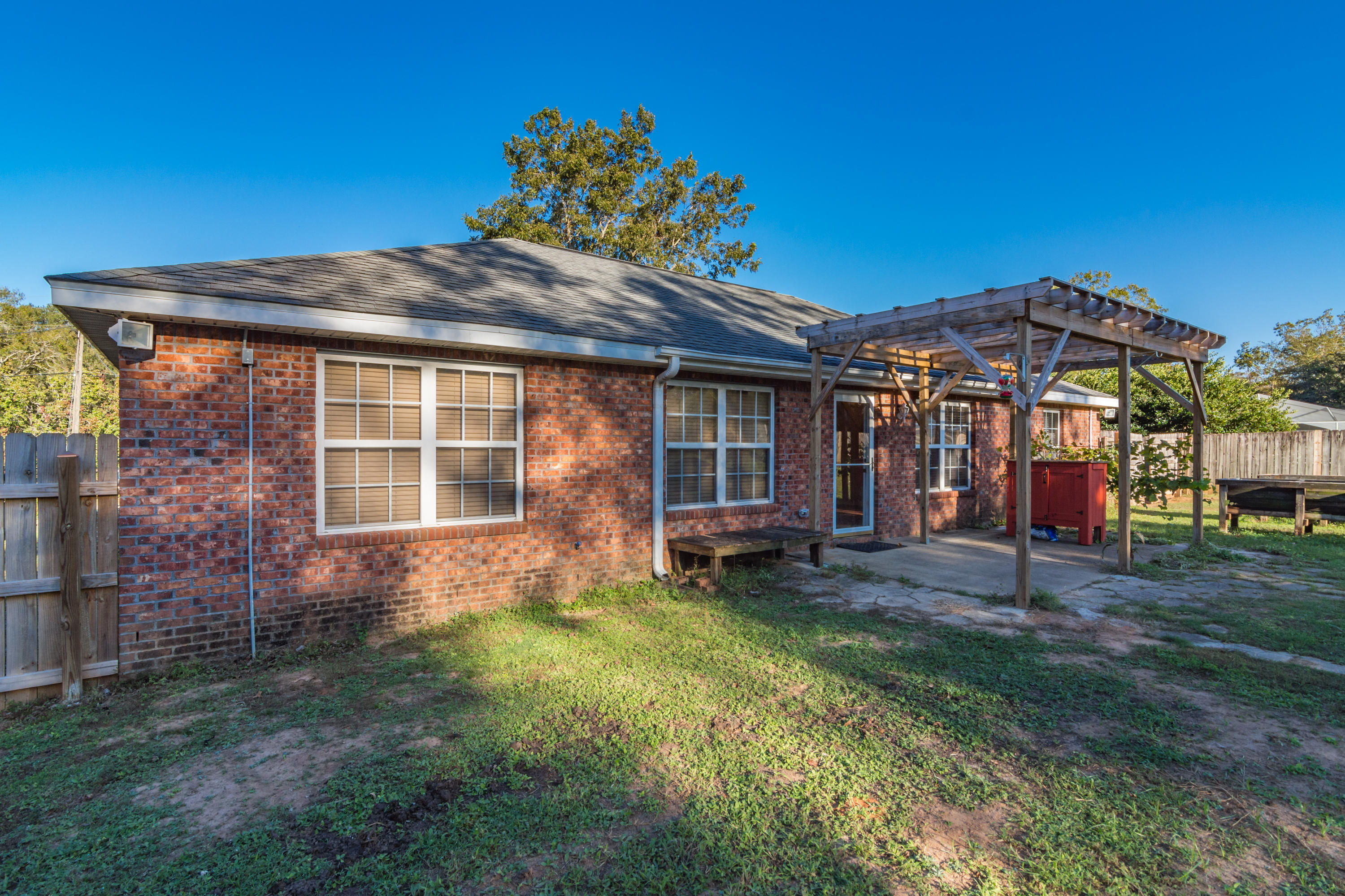 STAFFORD ESTATES - Residential