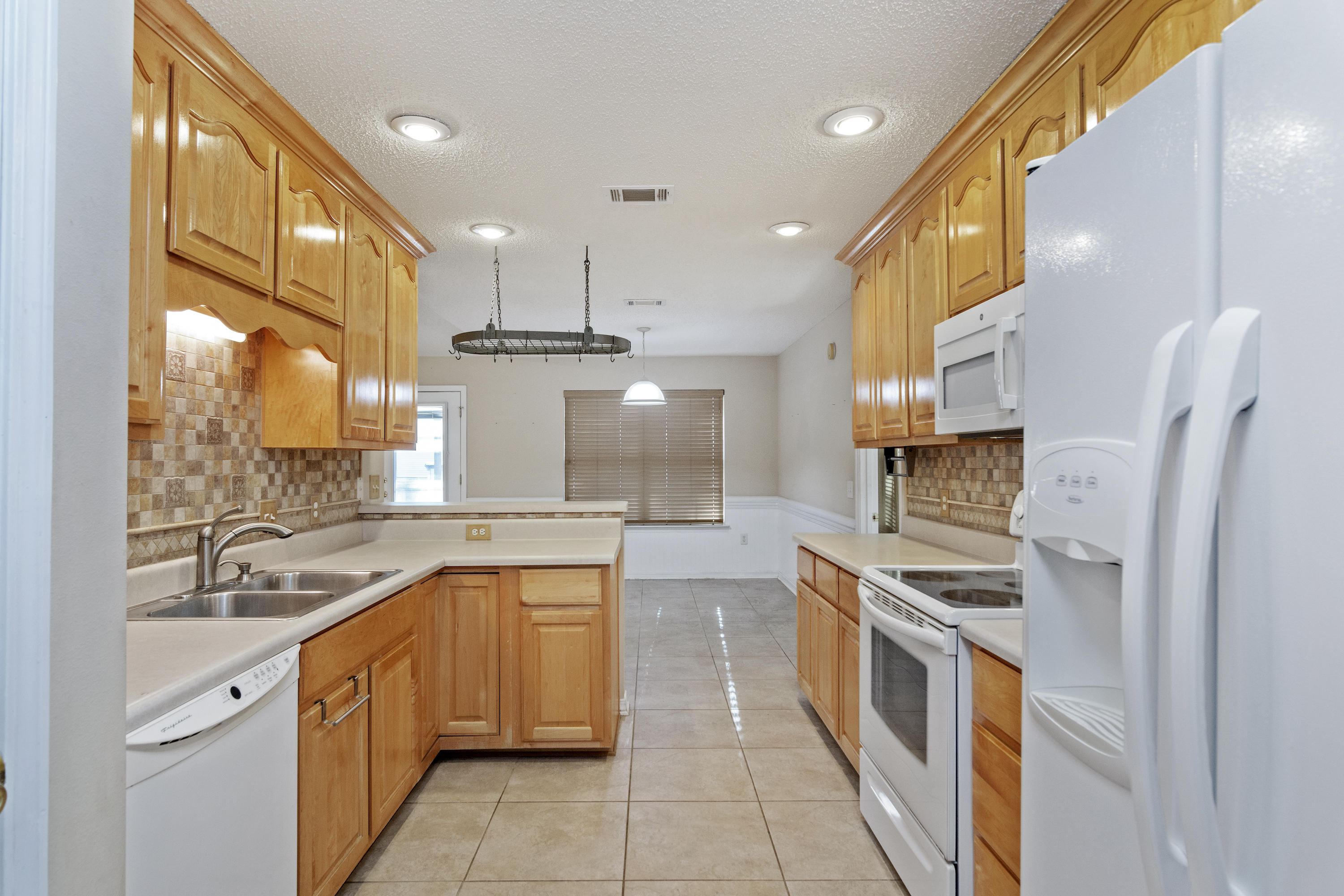 STAFFORD ESTATES - Residential