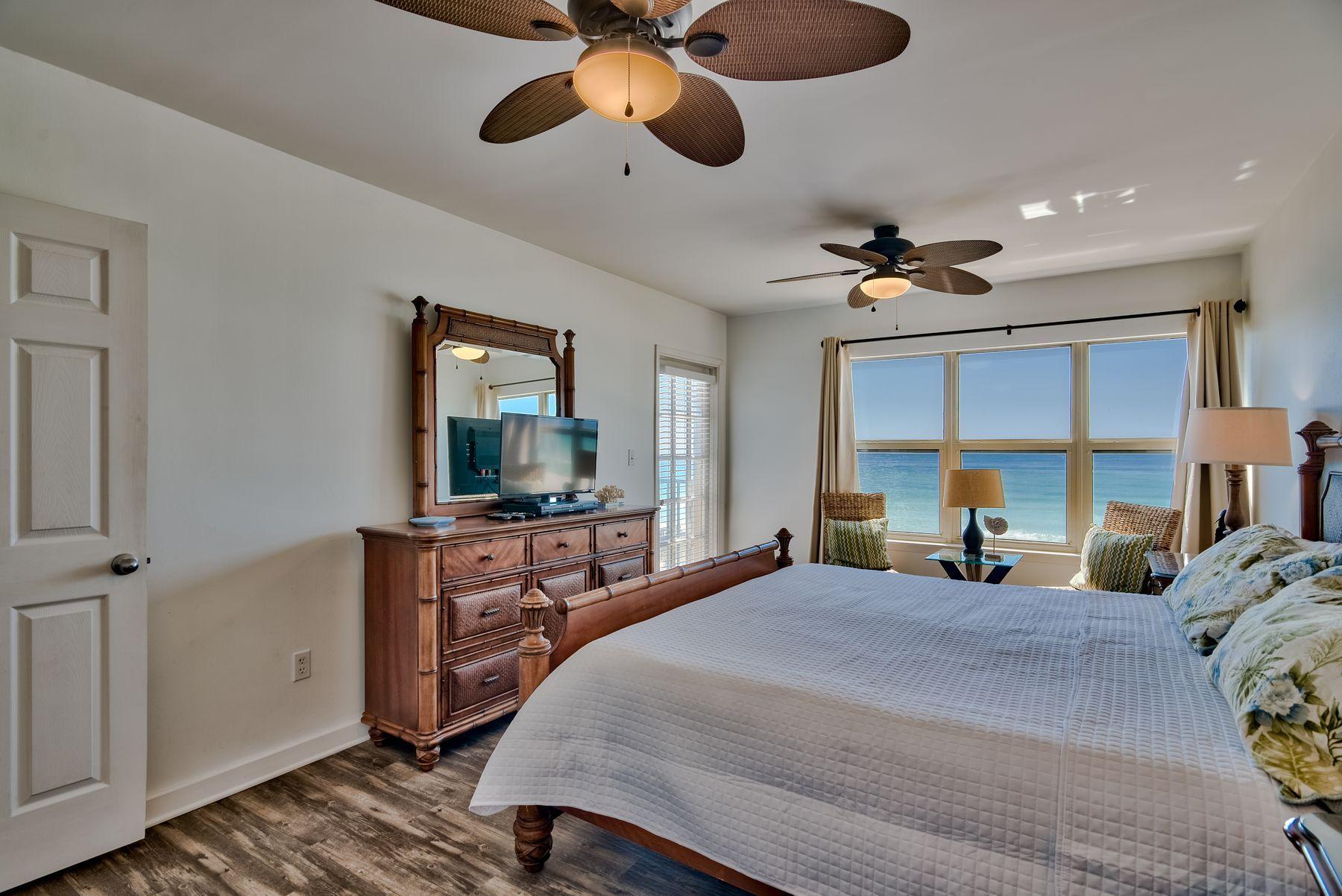 EMERALD TOWERS WEST CONDO - Residential