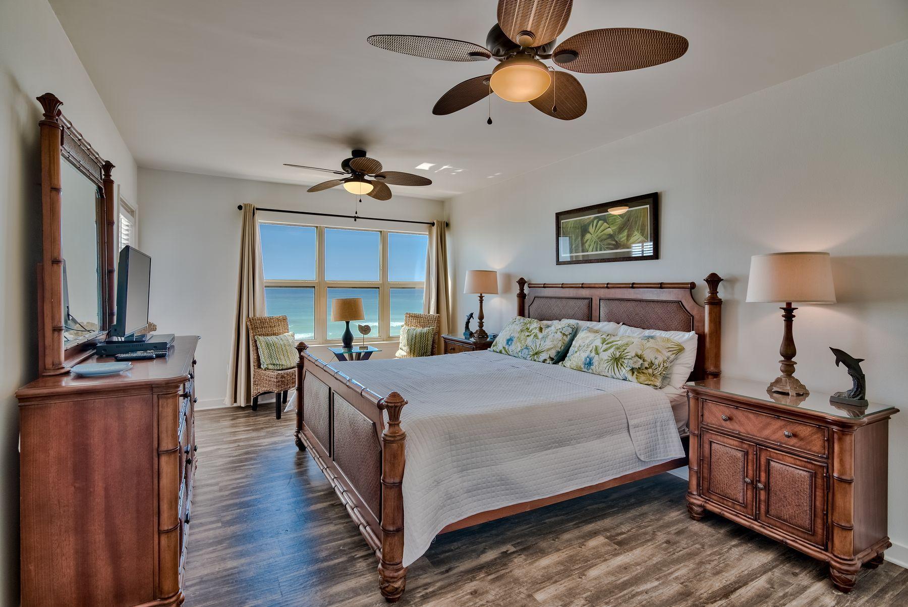 EMERALD TOWERS WEST CONDO - Residential