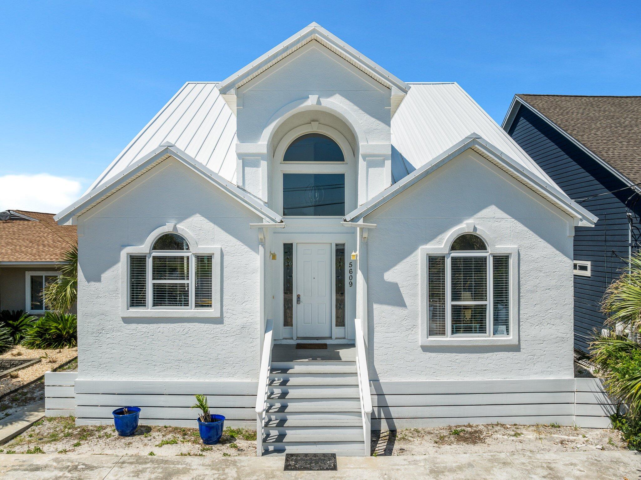 NO RECORDED SUBDIVISION - Residential