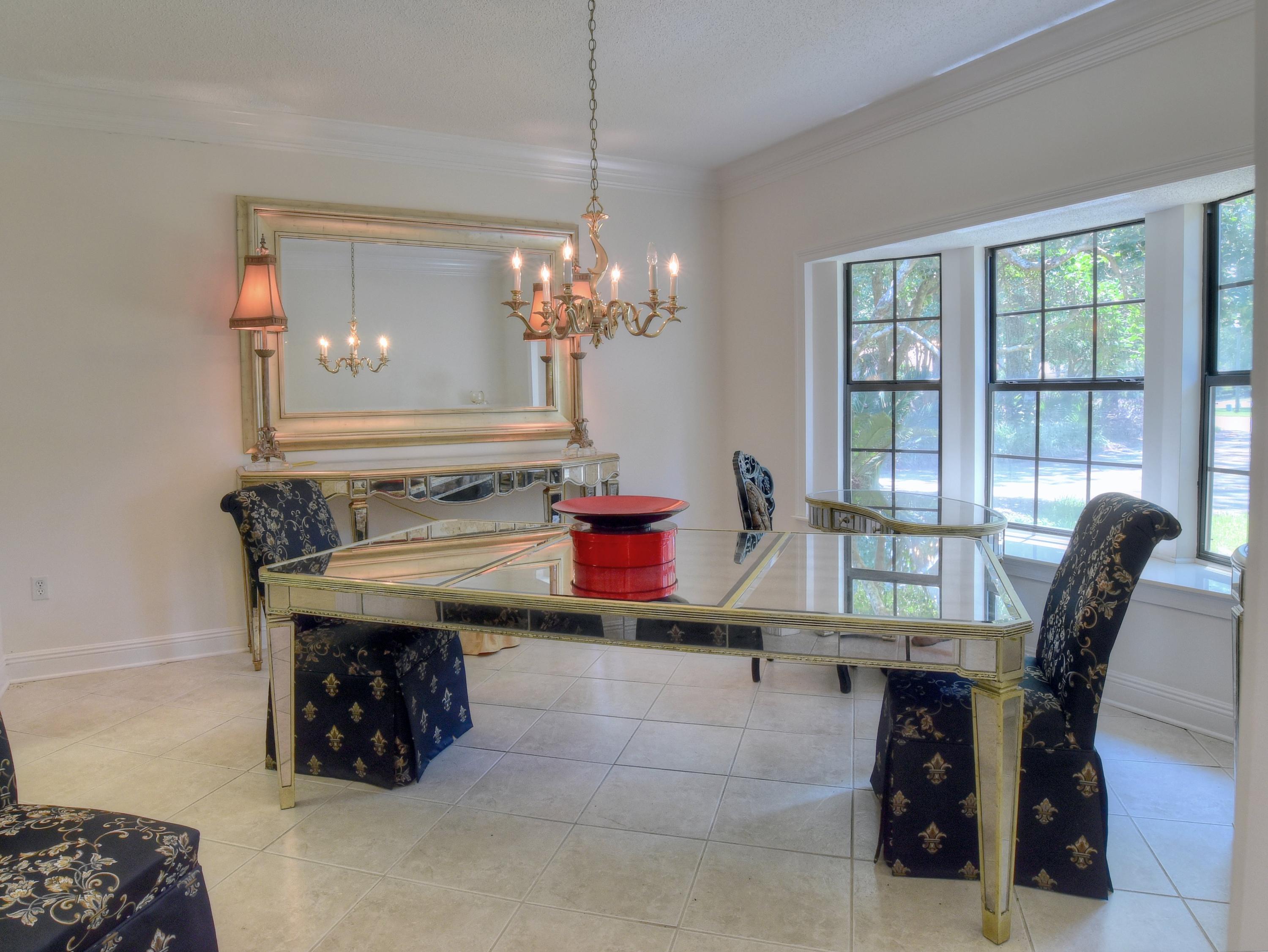 BAYTOWNE AVE EAST - Residential