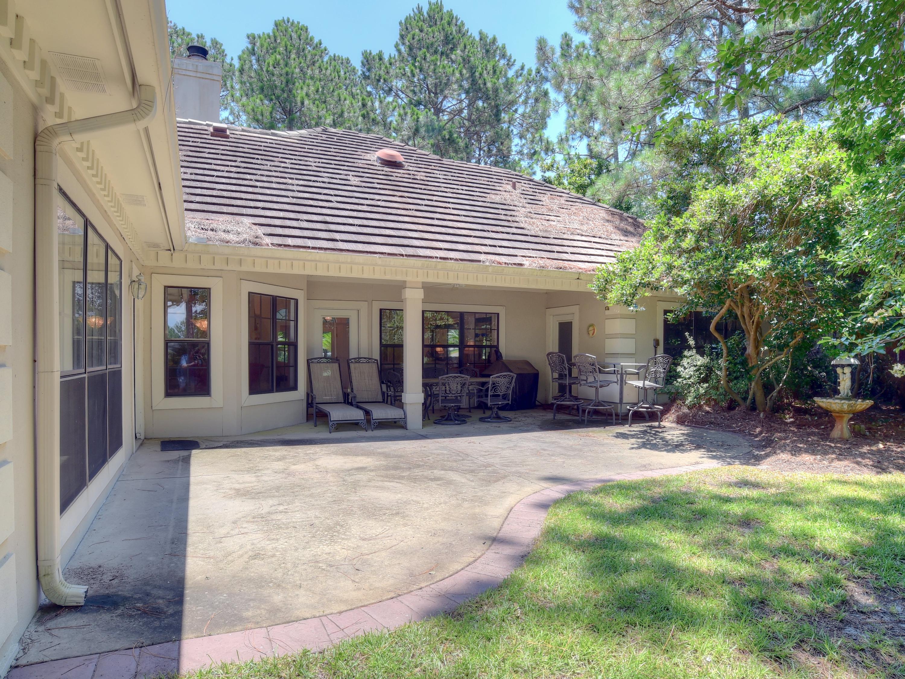 BAYTOWNE AVE EAST - Residential