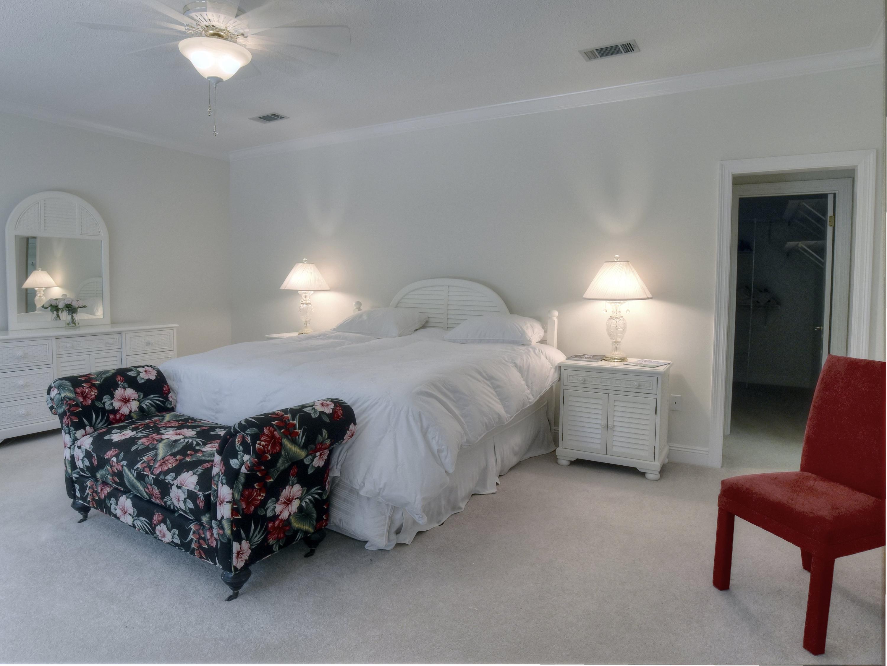 BAYTOWNE AVE EAST - Residential