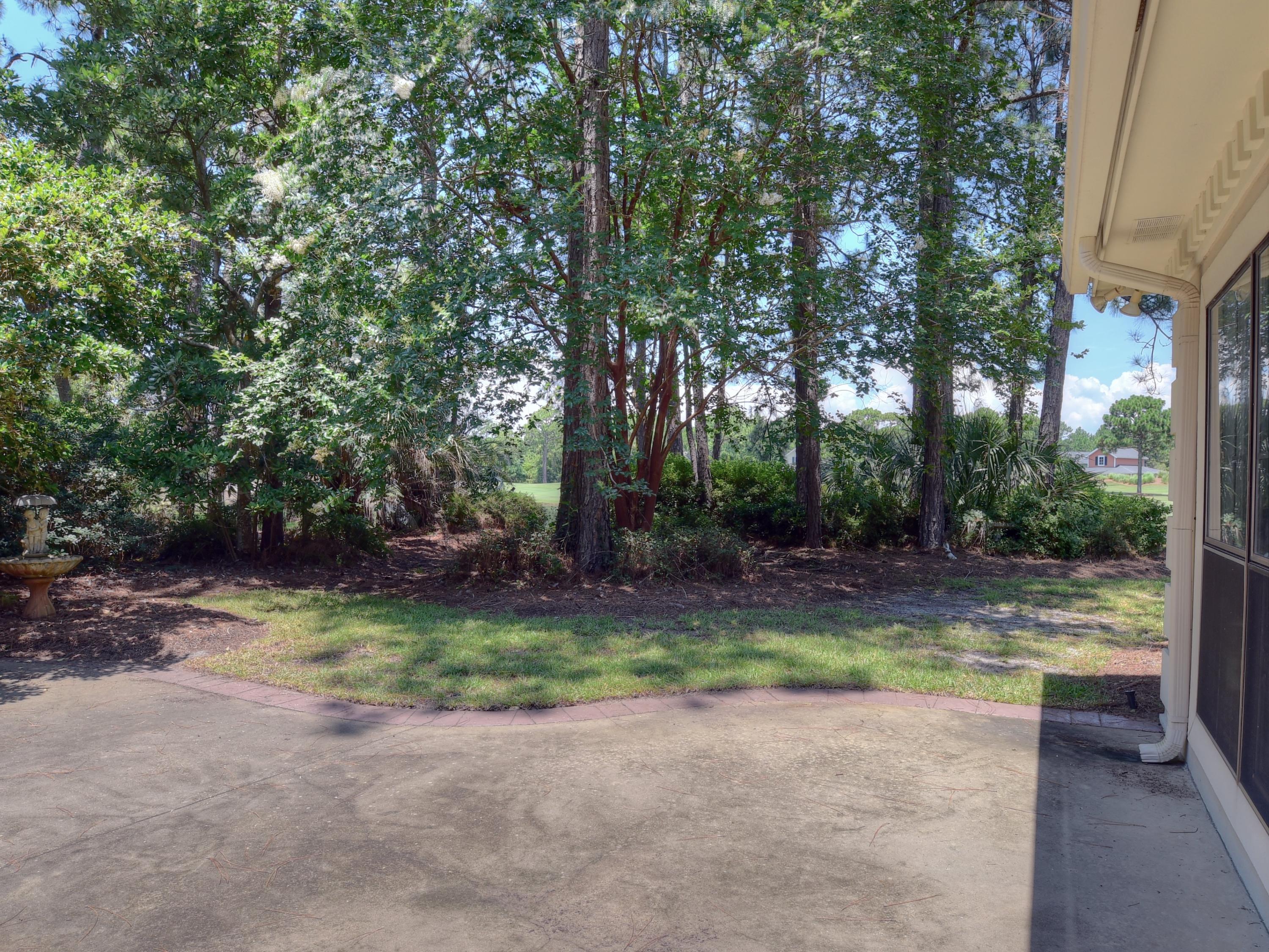 BAYTOWNE AVE EAST - Residential