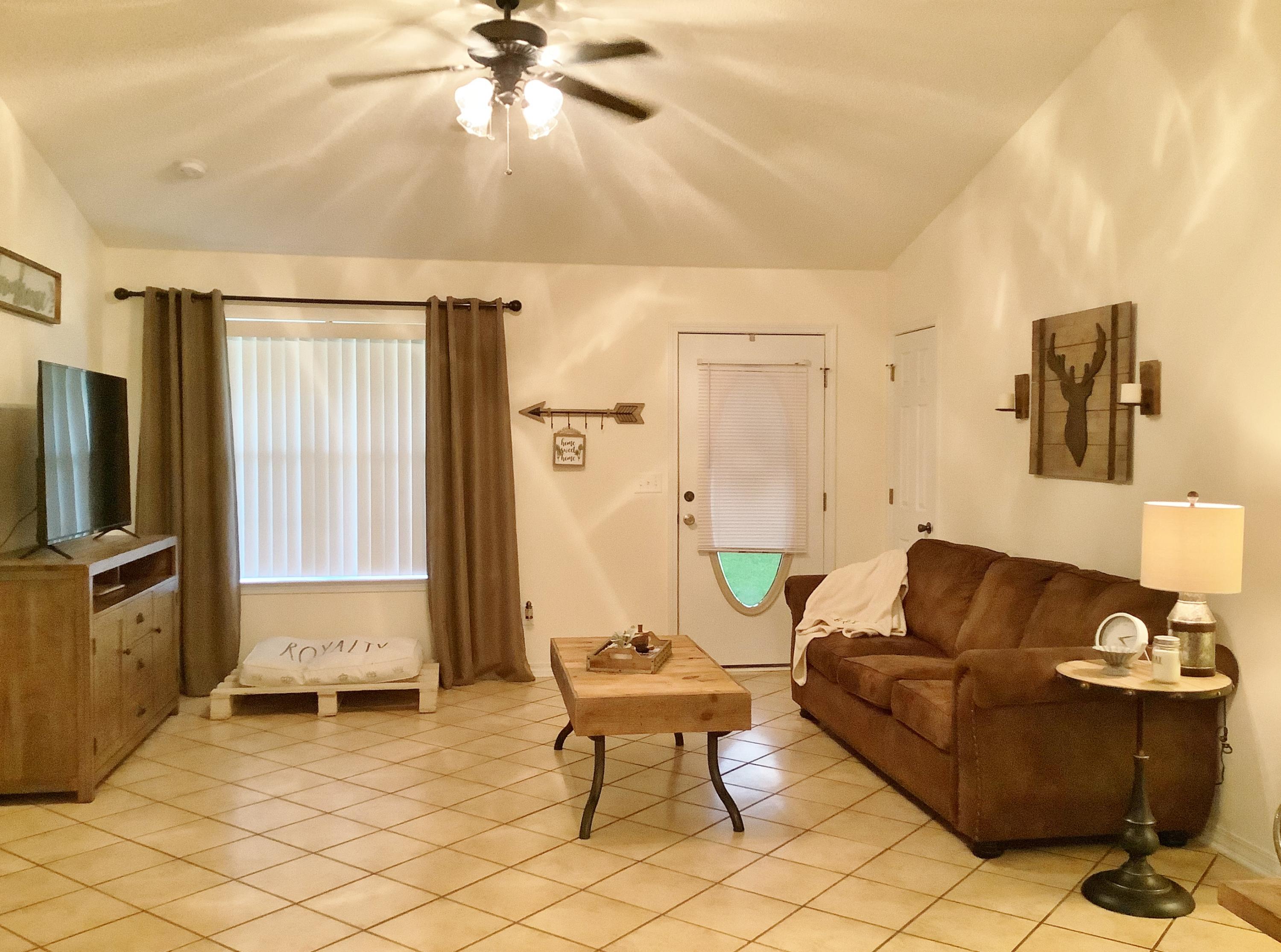 COUNTRYVIEW ESTATES 3RD ADDN - Residential