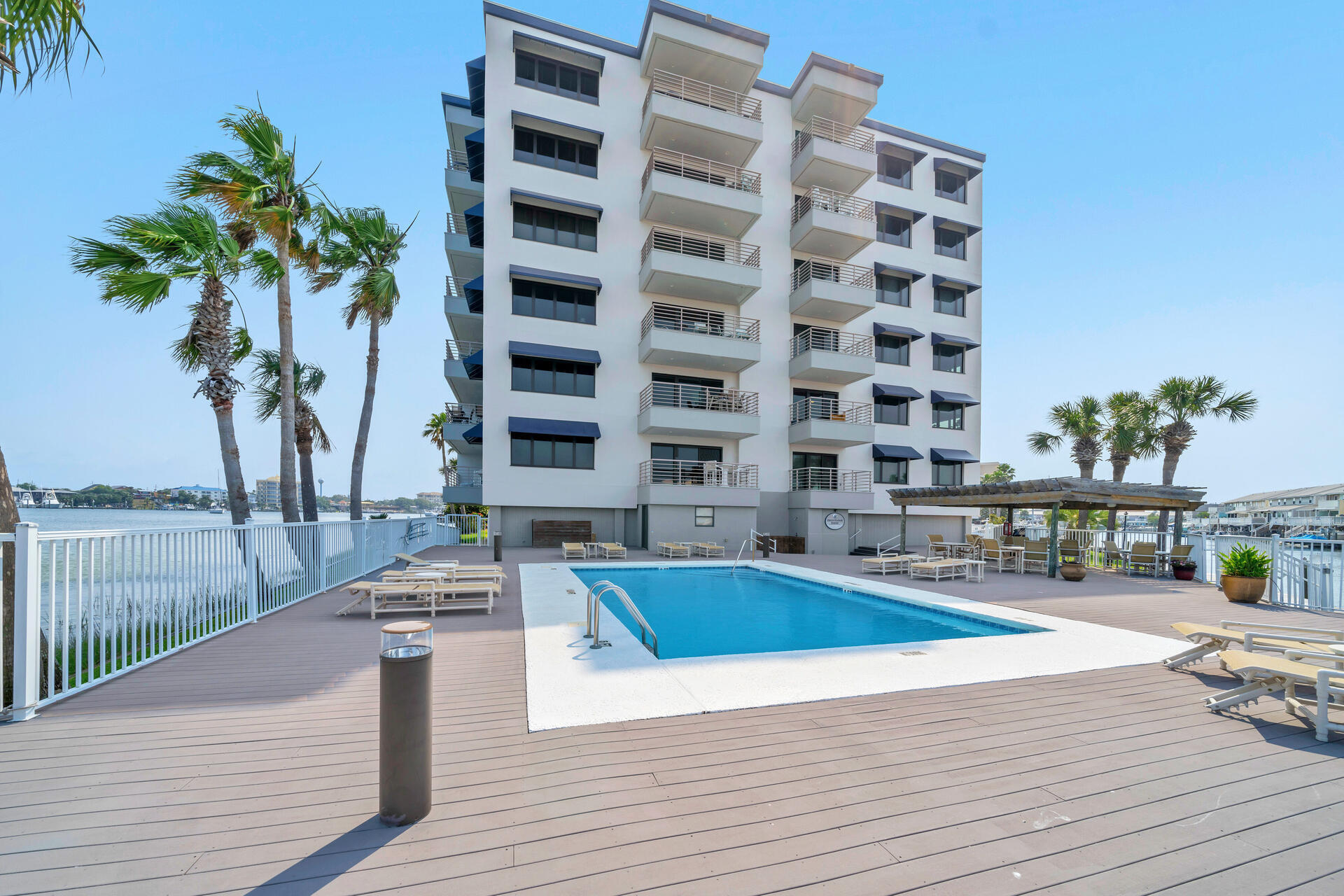 DESTIN HARBOR RESORT WEST - Residential