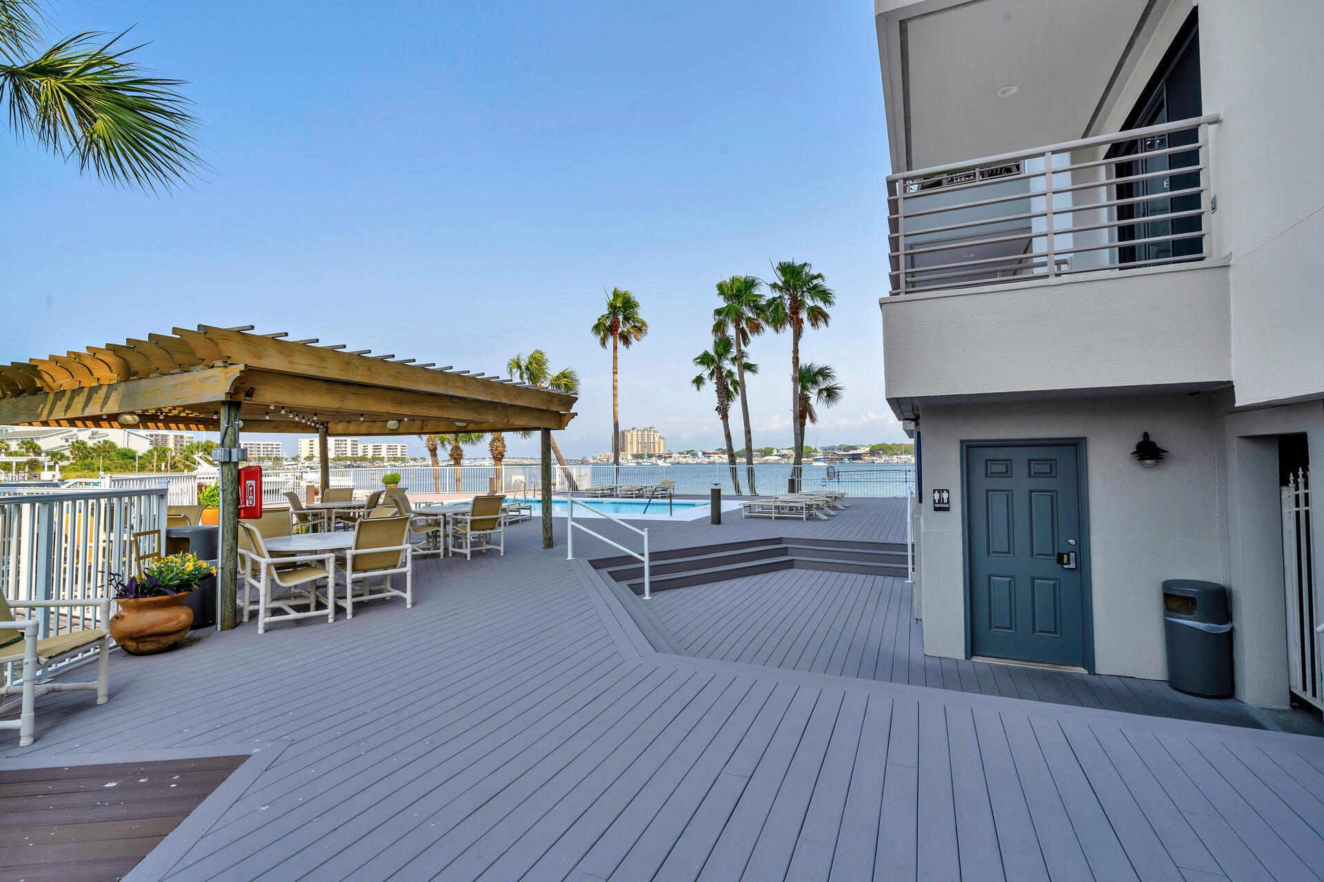 DESTIN HARBOR RESORT WEST - Residential