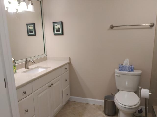 SHORELINE TOWERS 1 - Residential