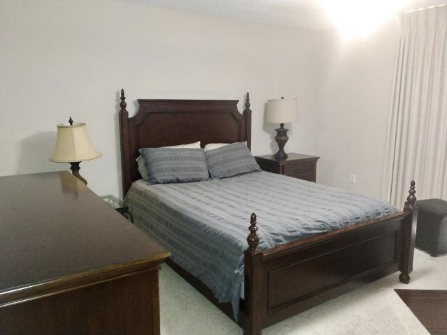 SHORELINE TOWERS 1 - Residential