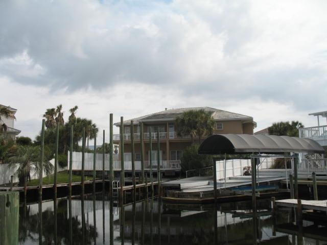 HOLIDAY ISLE - Residential