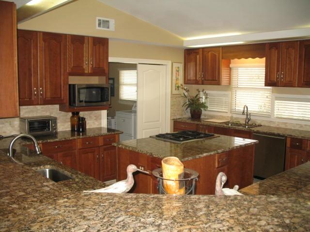 HOLIDAY ISLE - Residential