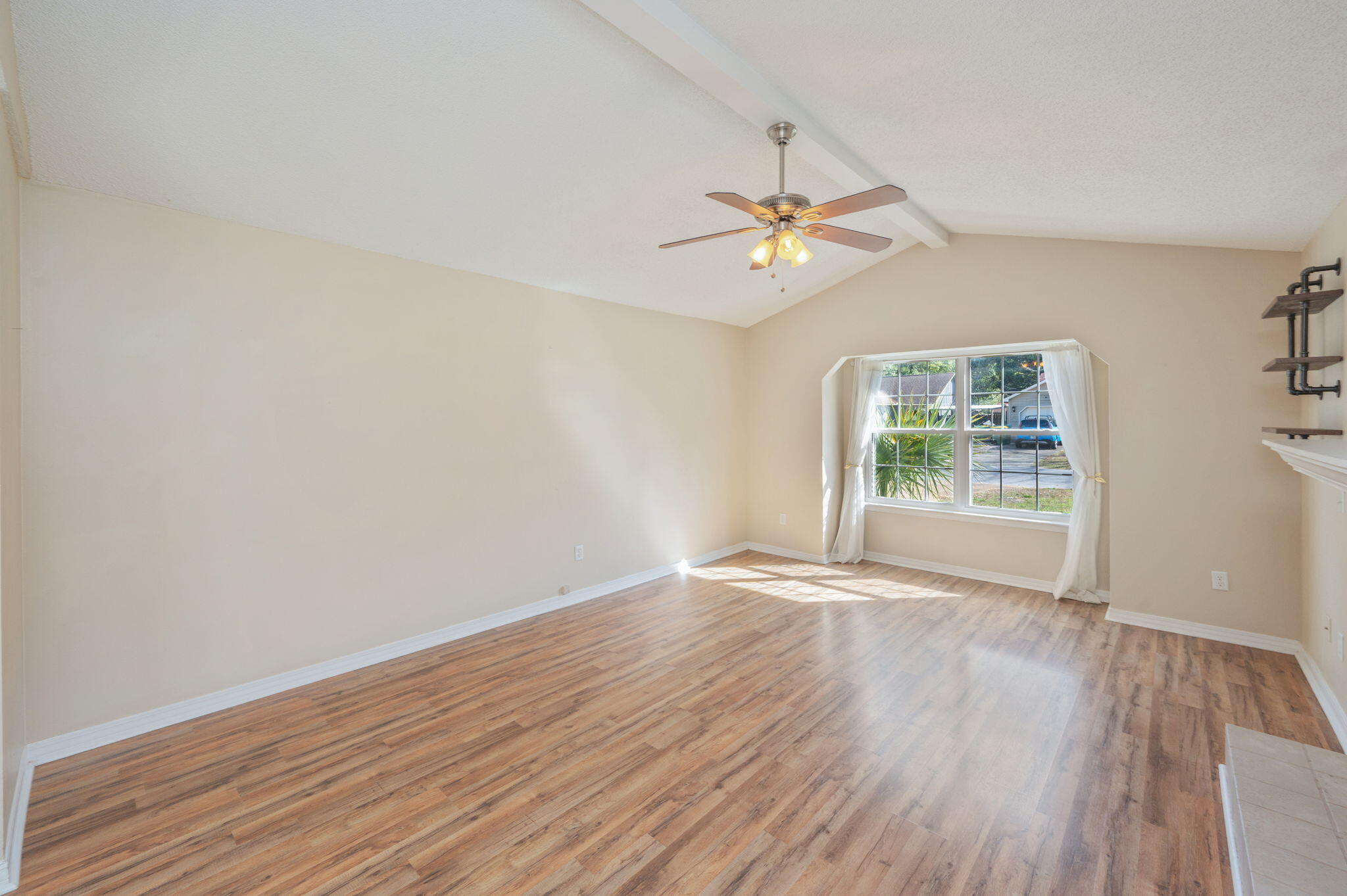 VALPARAISO PINECREST 3 - Residential