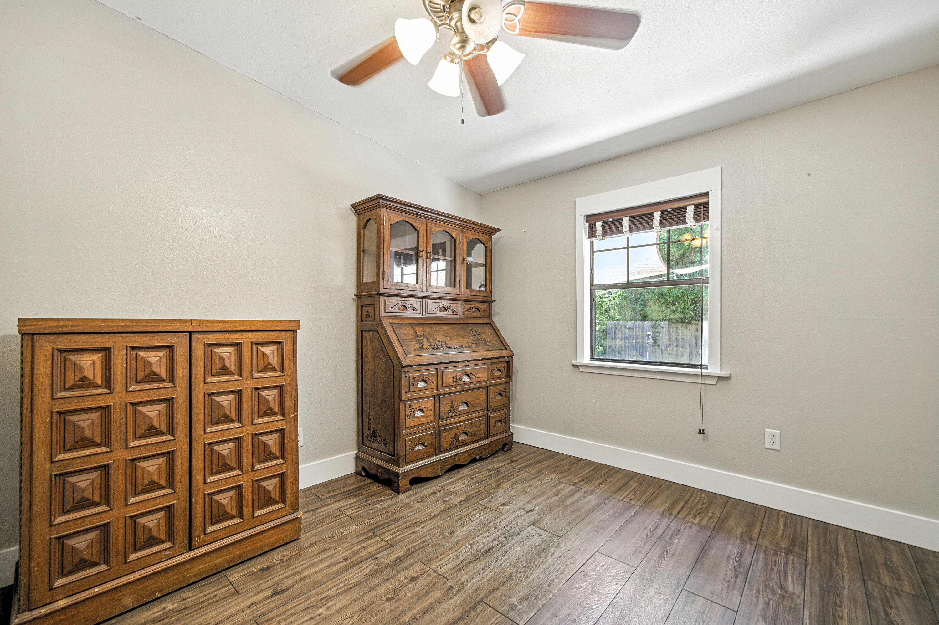 SEMINOLE S/D LOTS 31 BLK E - Residential