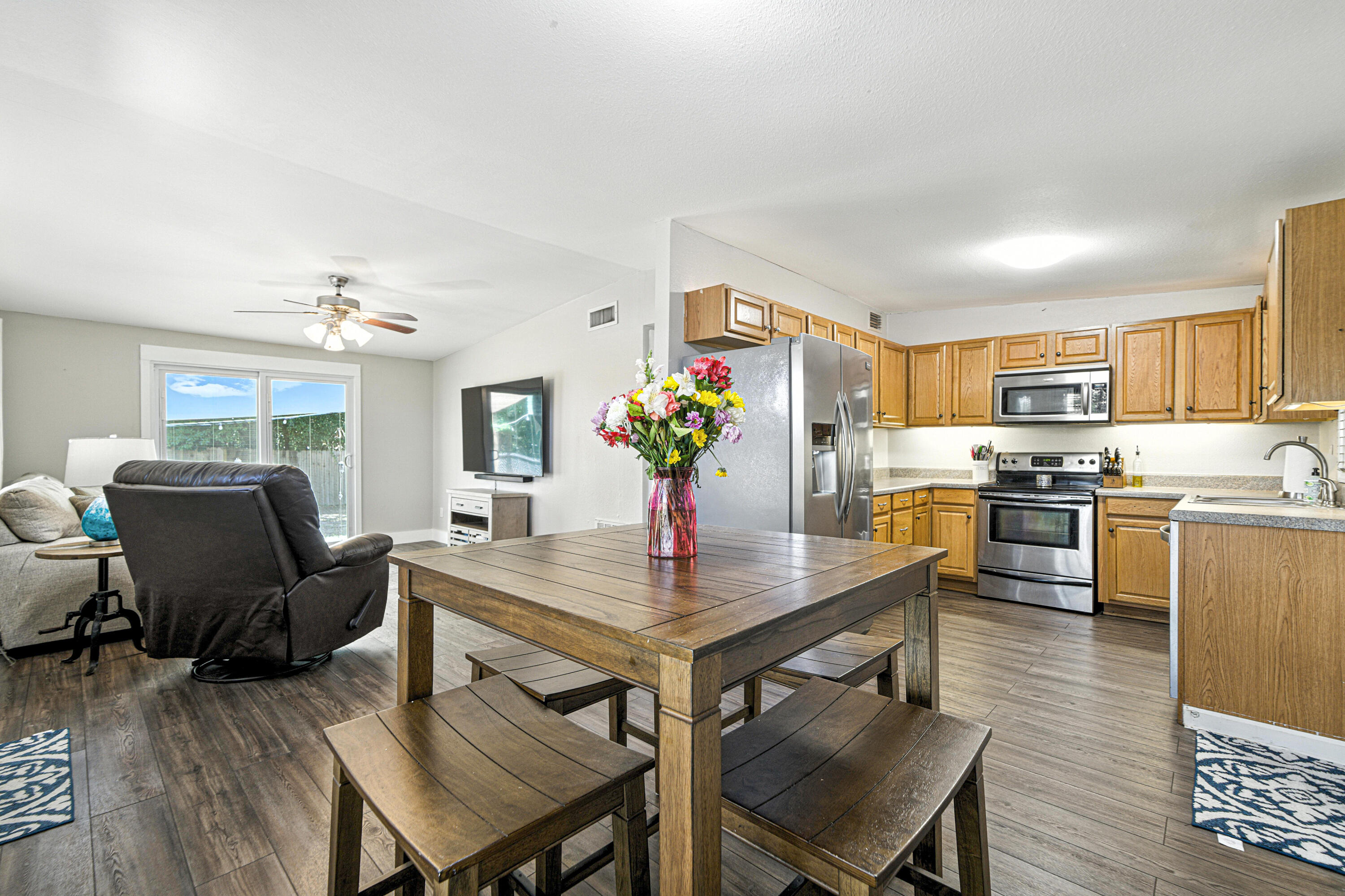 SEMINOLE S/D LOTS 31 BLK E - Residential