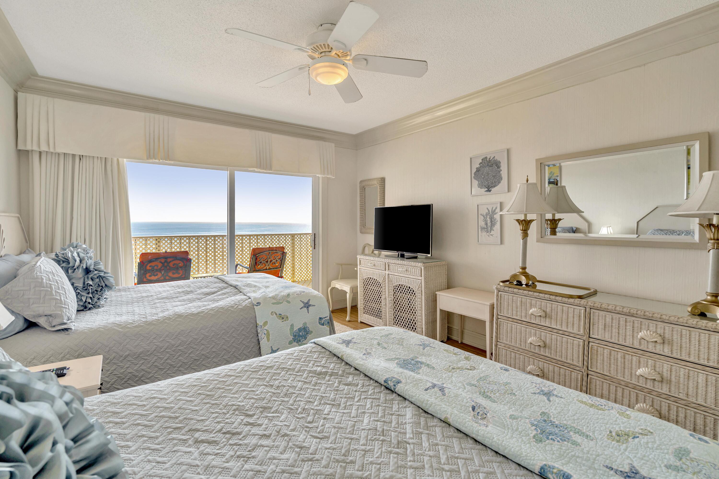 REGENCY TOWERS - Residential