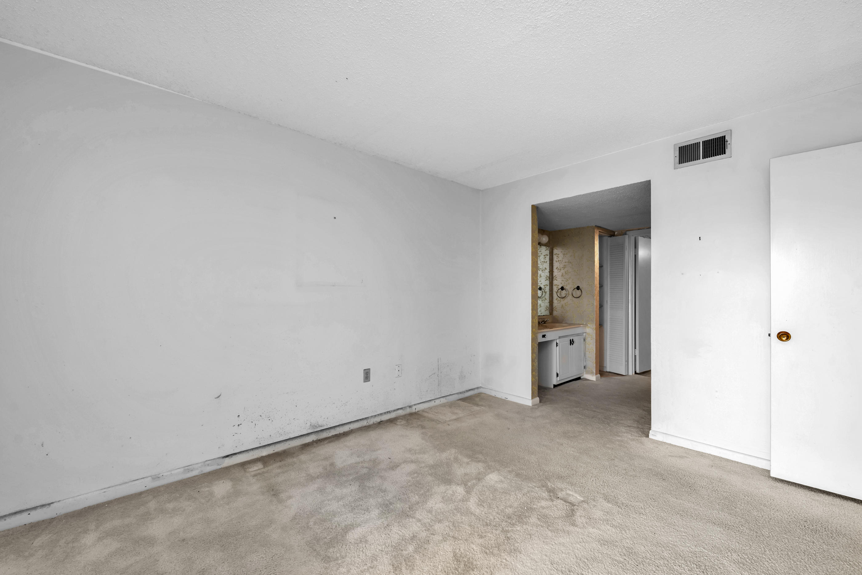 Emerald Isle Condo - Residential