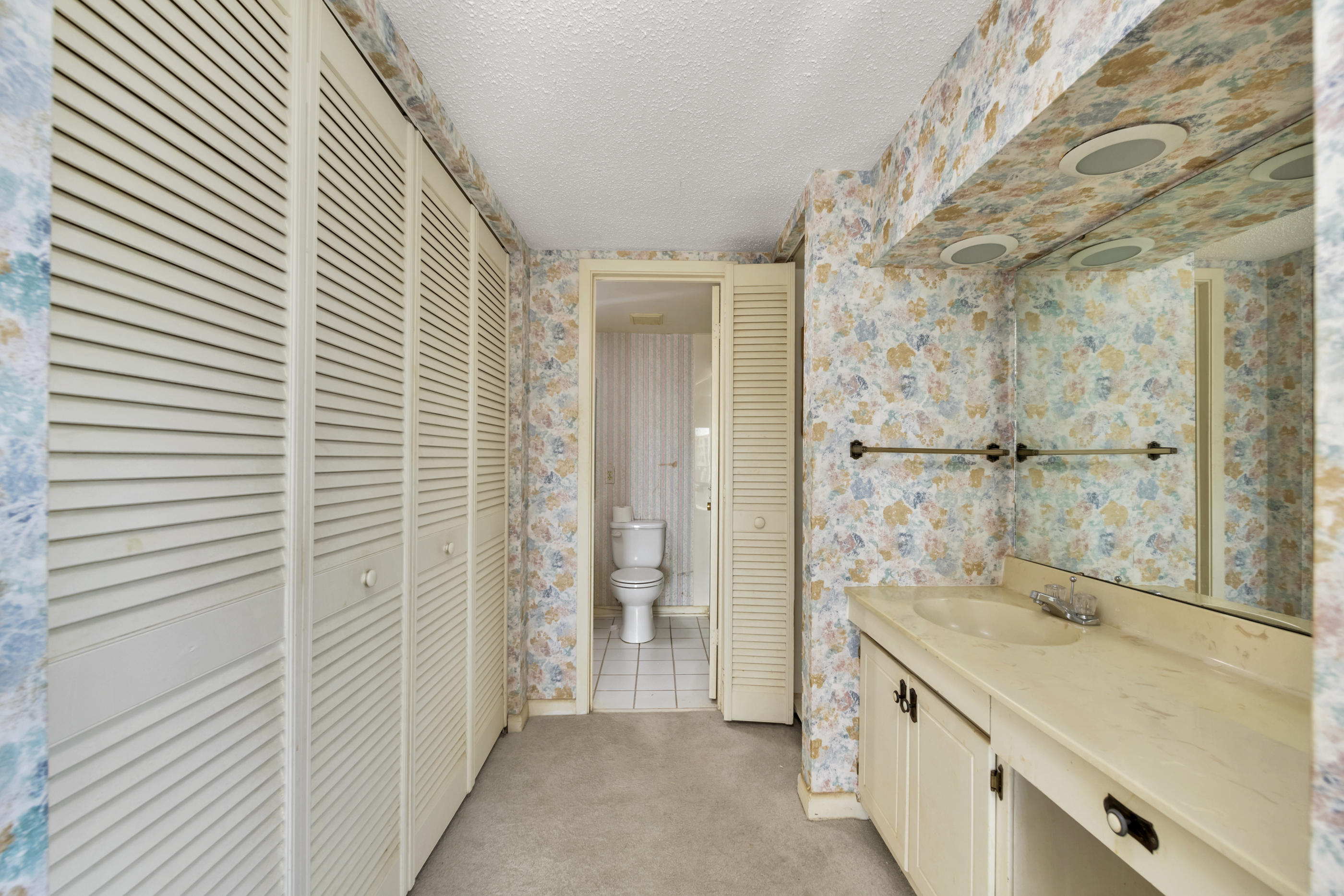 Emerald Isle Condo - Residential