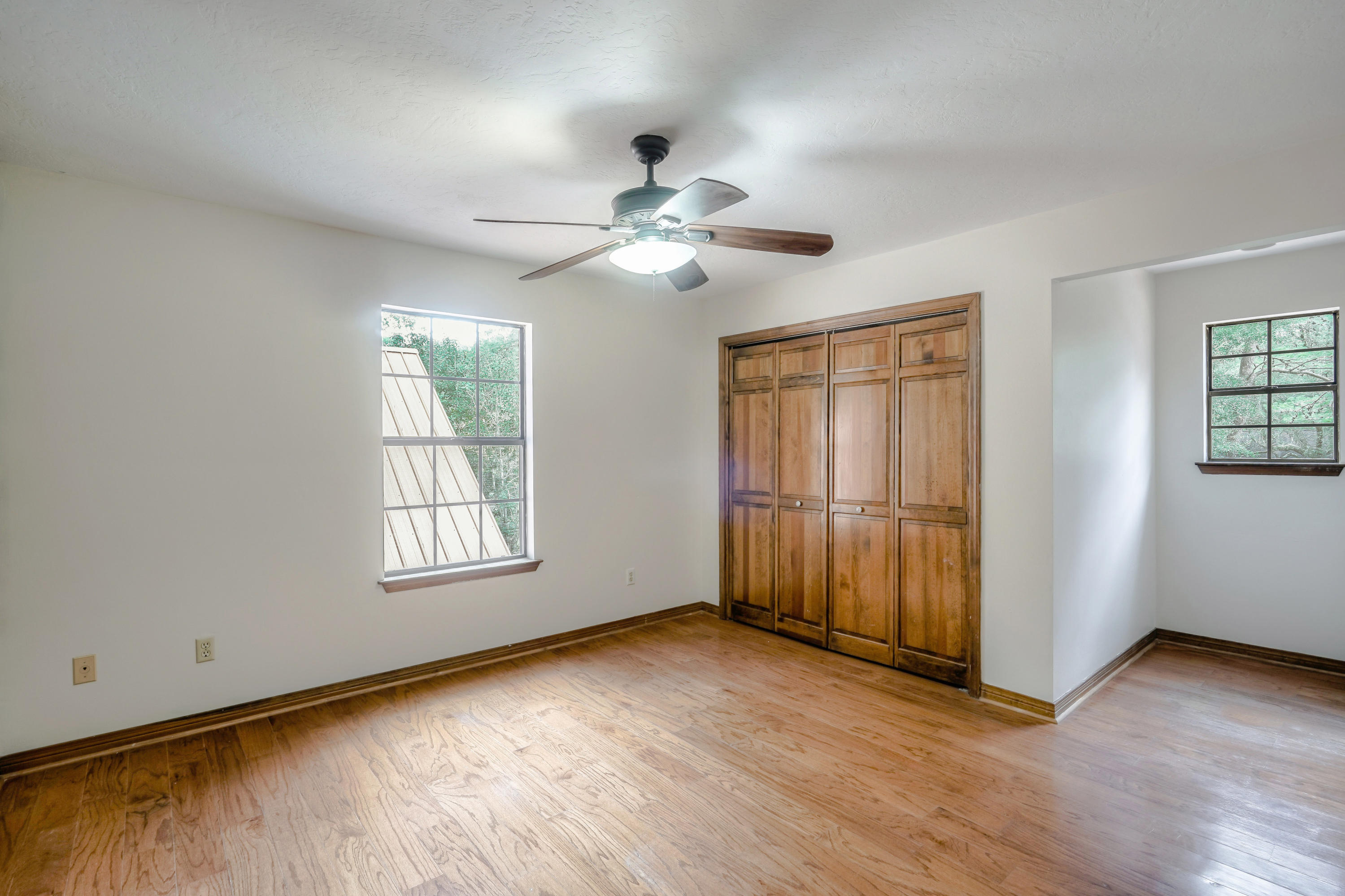 Rocky Shore - Residential