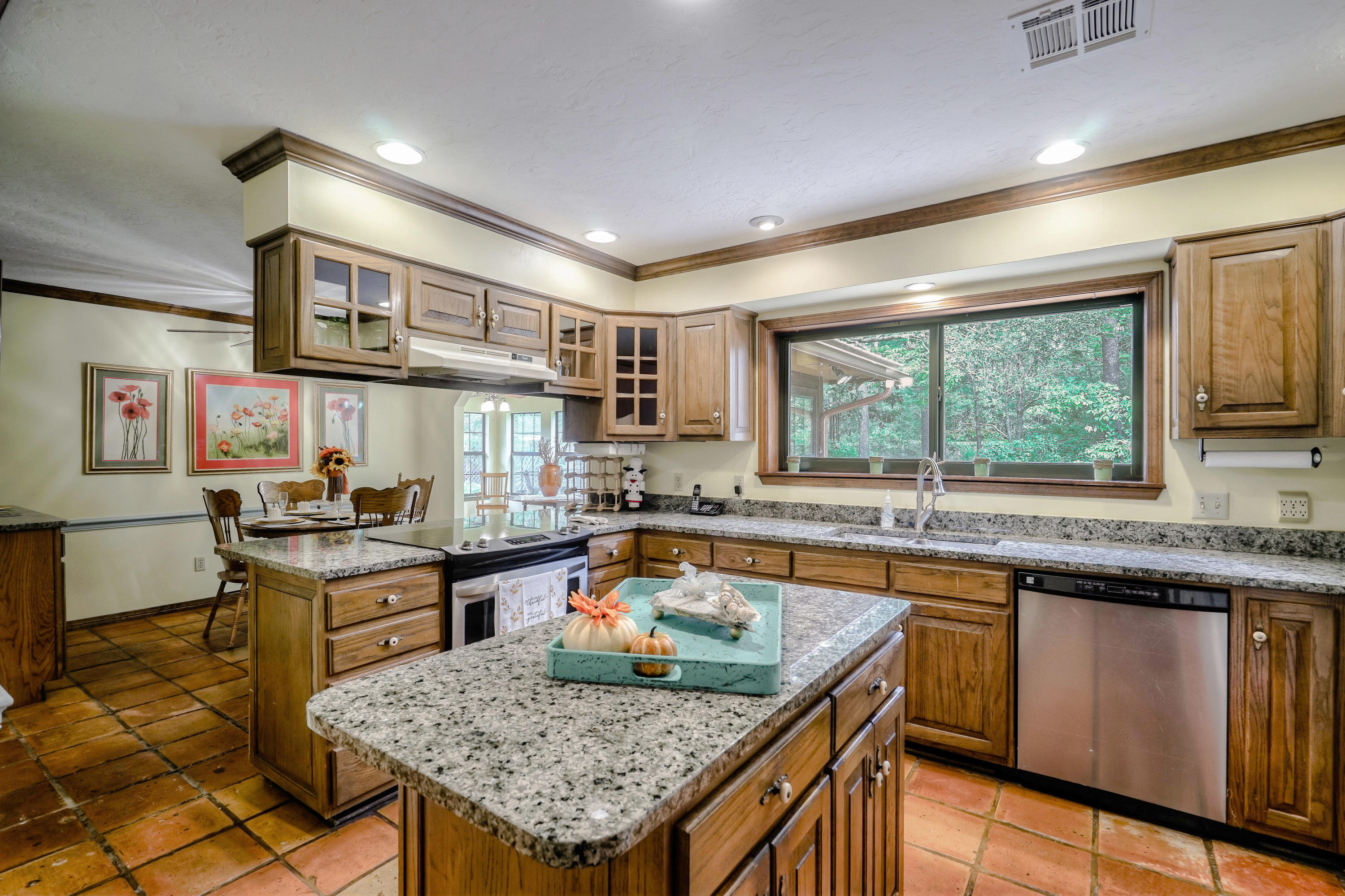 Rocky Shore - Residential