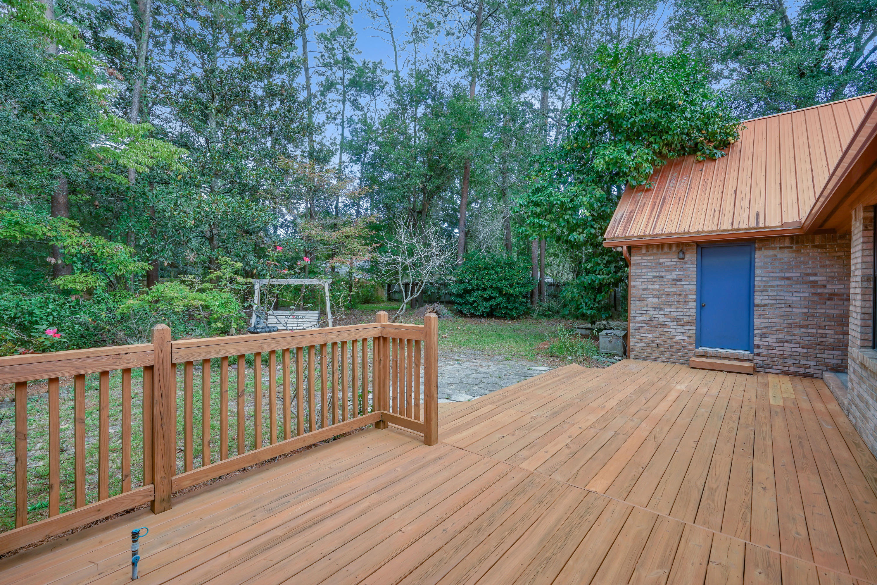 Rocky Shore - Residential