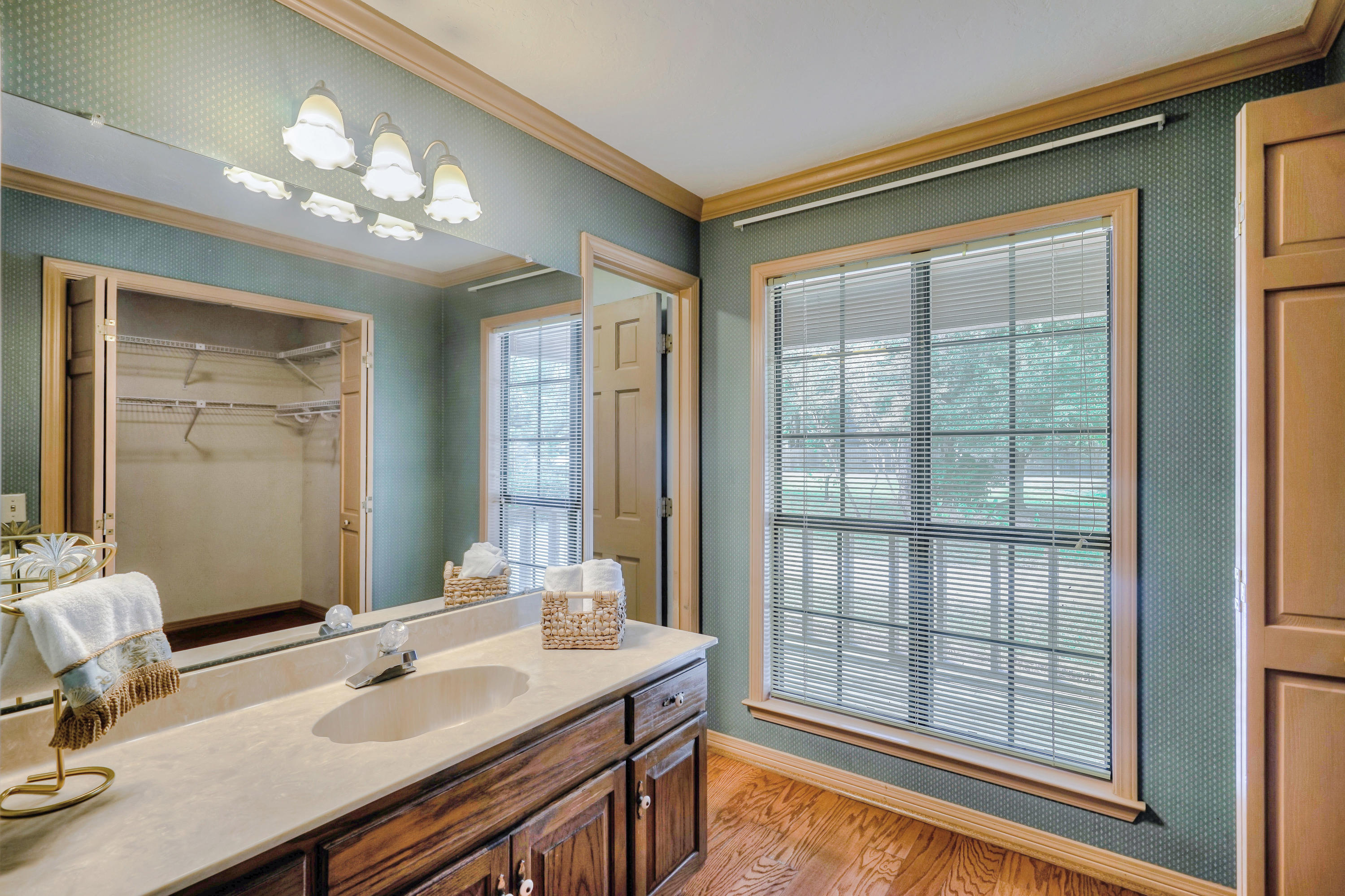 Rocky Shore - Residential