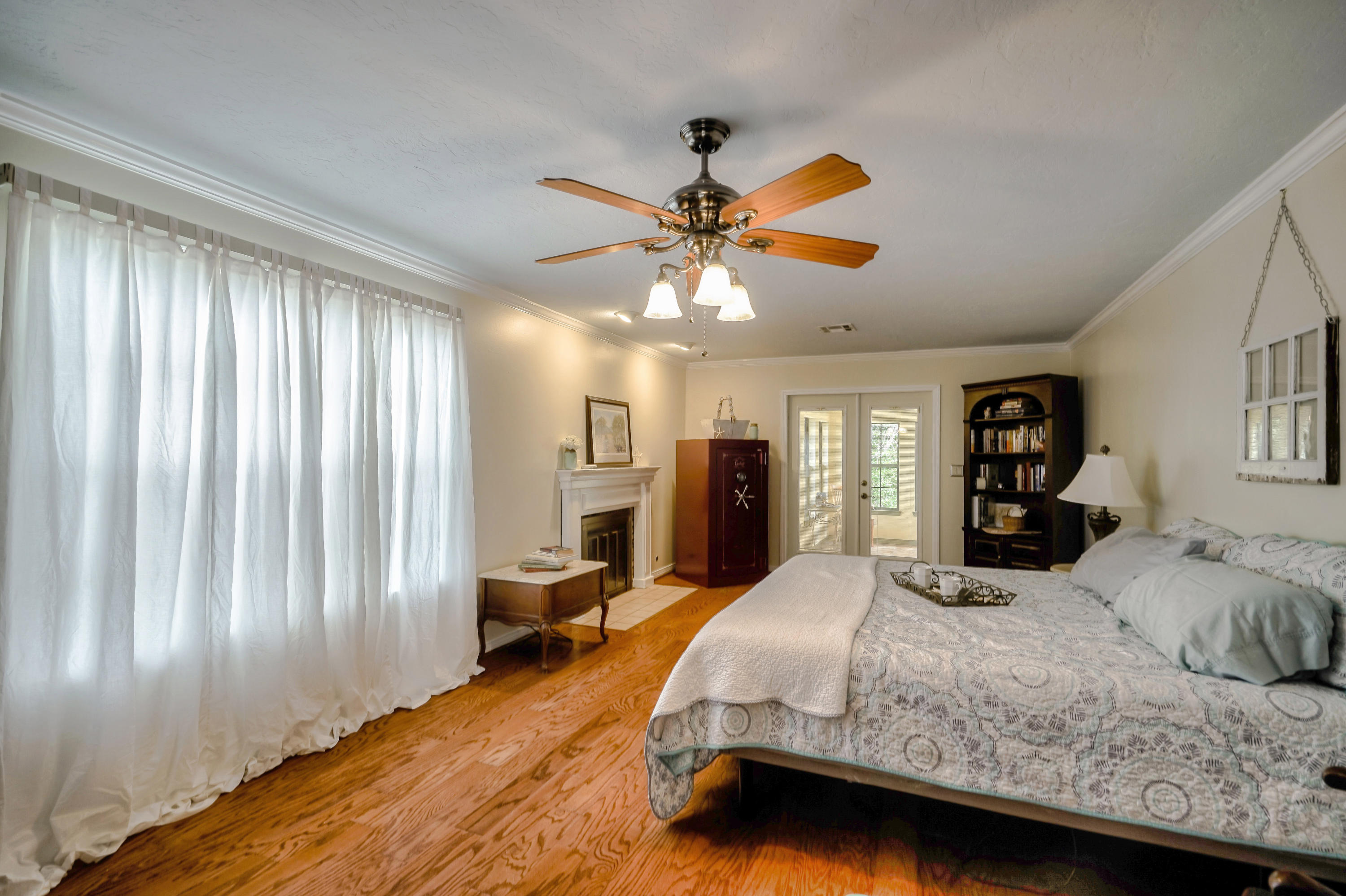 Rocky Shore - Residential