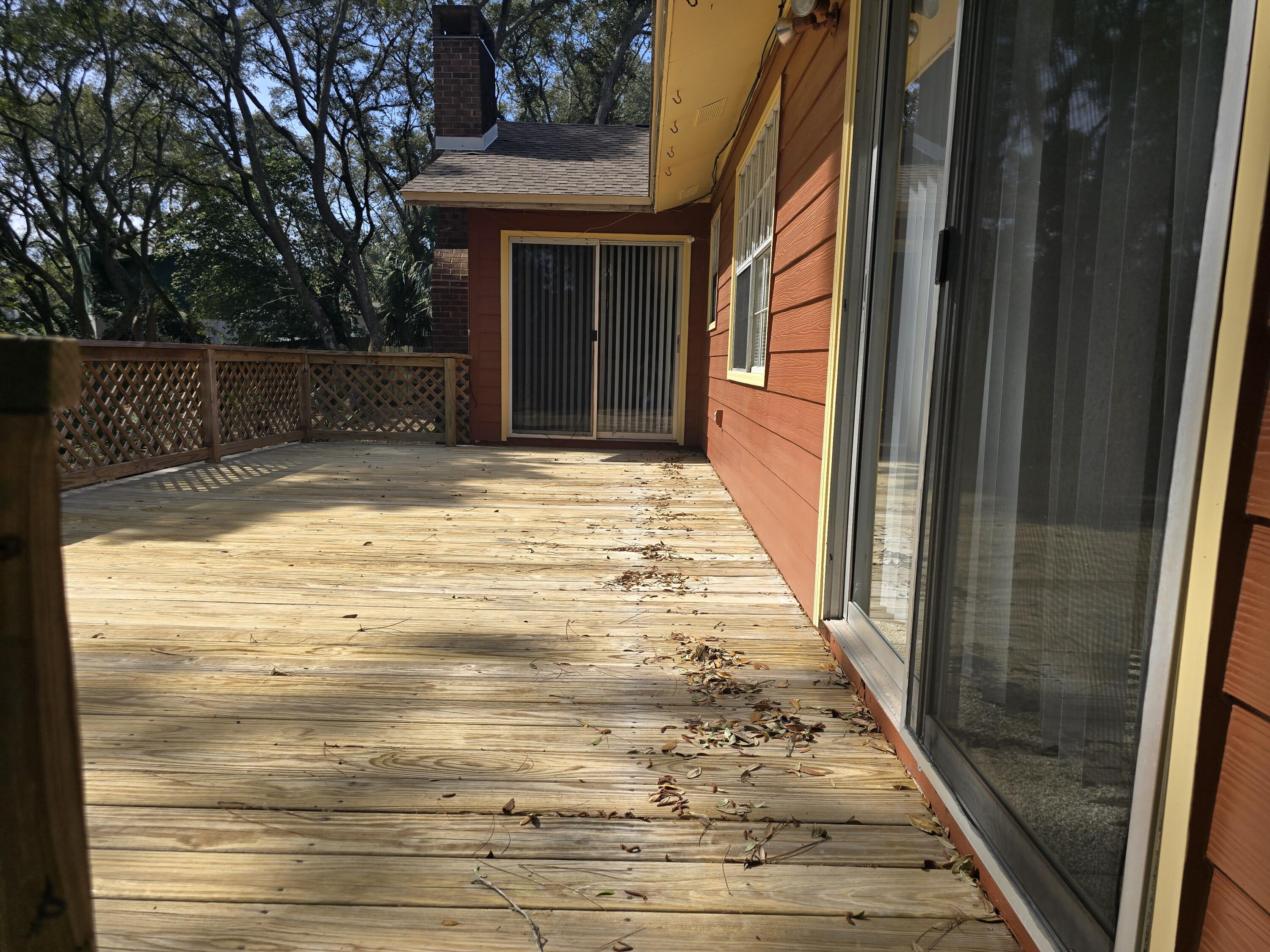 BERKSHIRE WOODS - Residential Lease