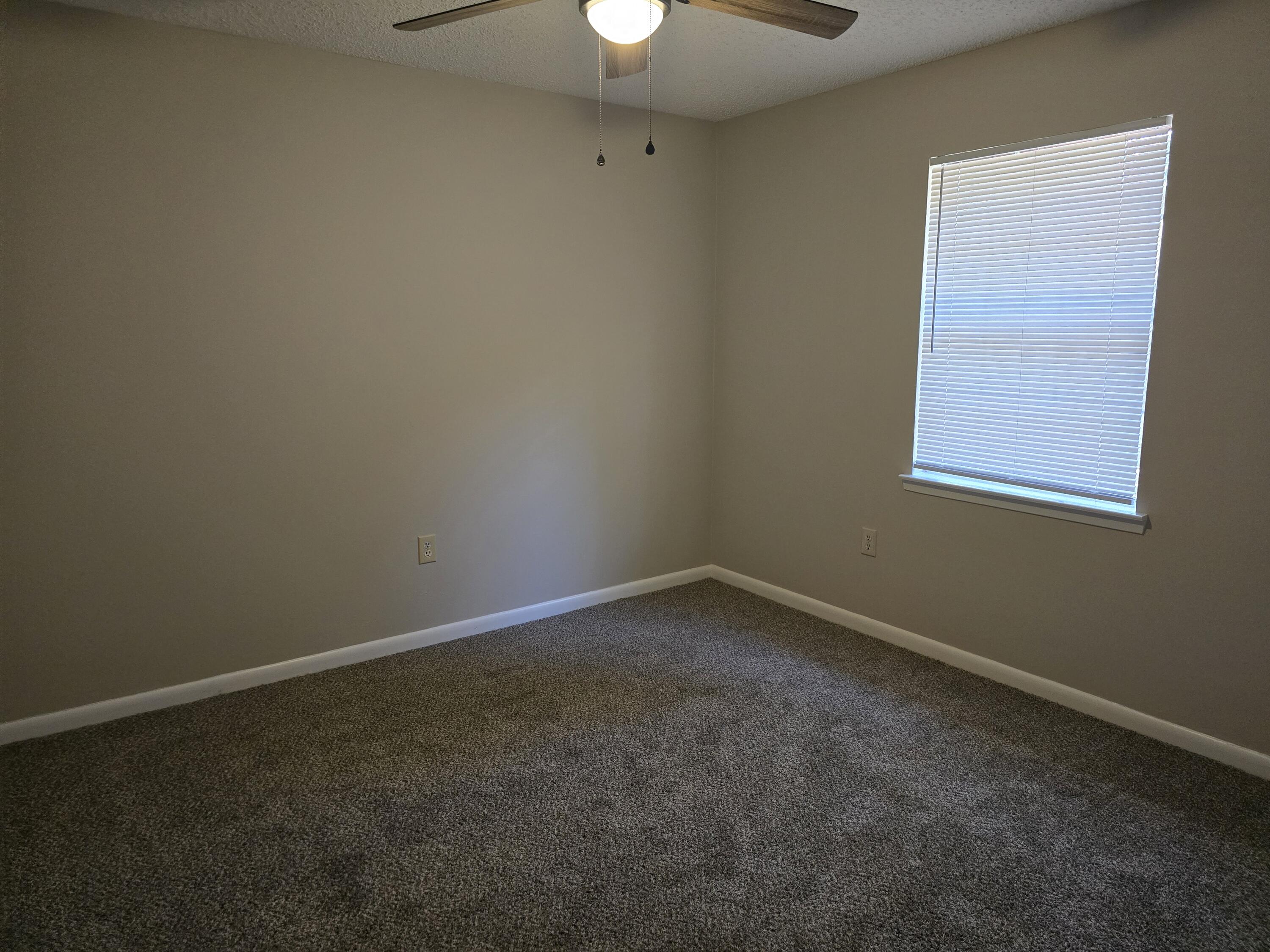 BERKSHIRE WOODS - Residential Lease