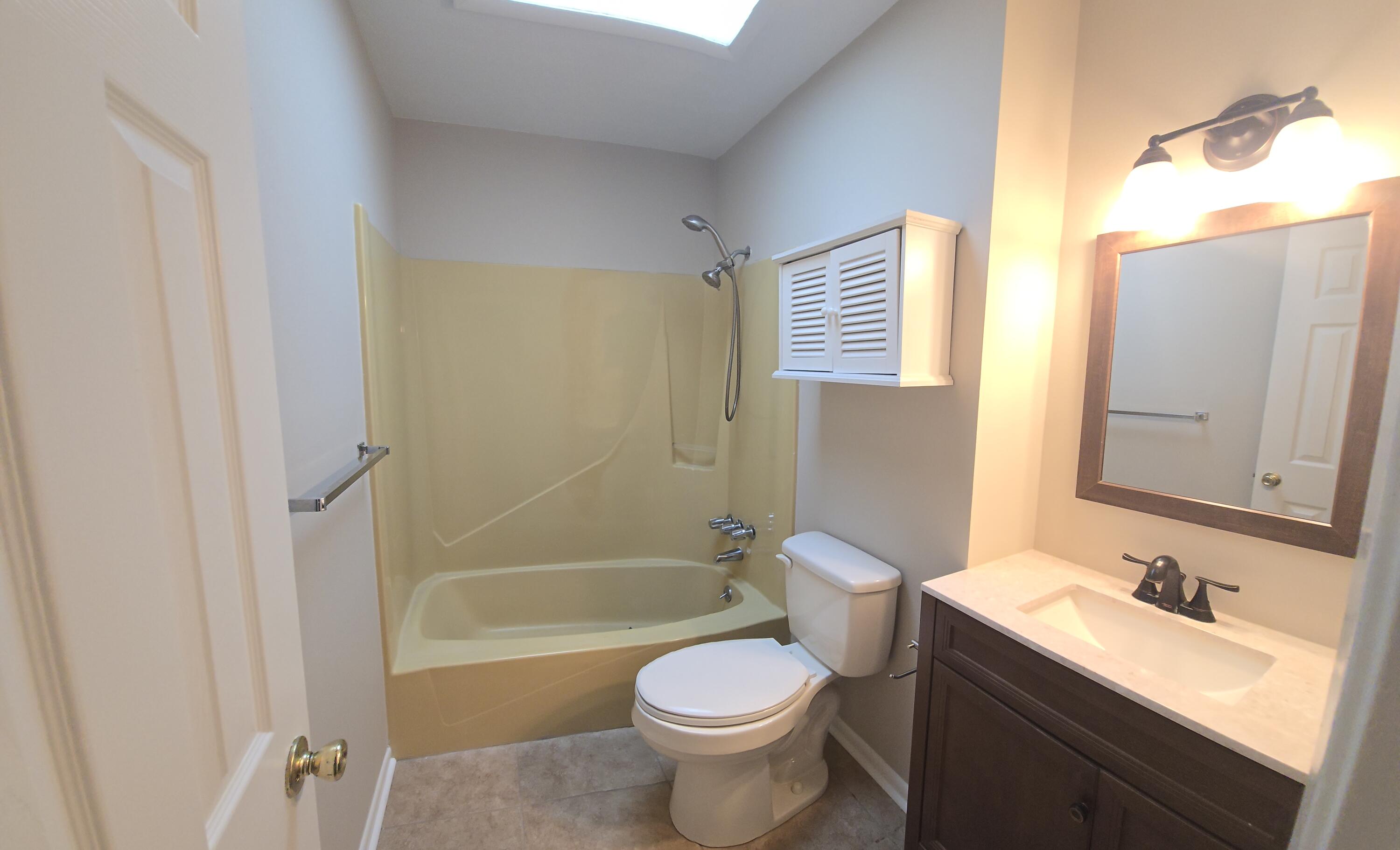 BERKSHIRE WOODS - Residential Lease