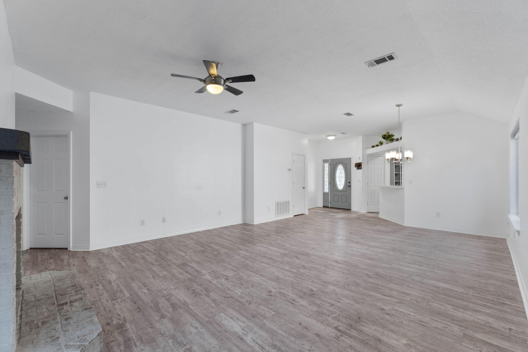 NORTHERN PINE TRACE - Residential